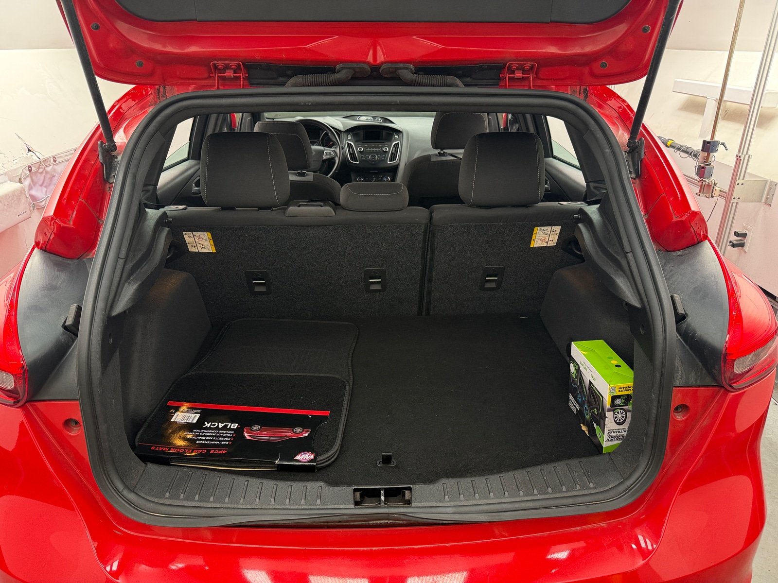 Thumbnail: 2015 Ford Focus - 7