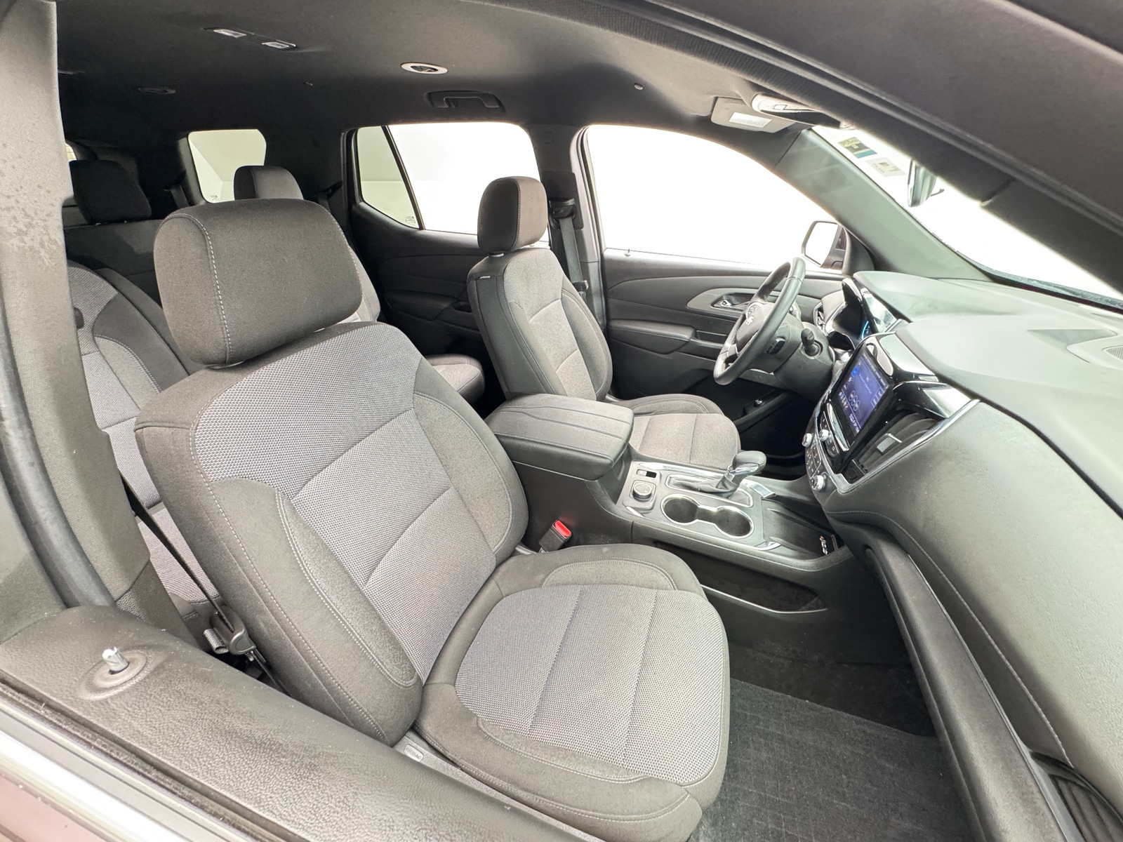 Thumbnail: 2023 Chevrolet Traverse - 2