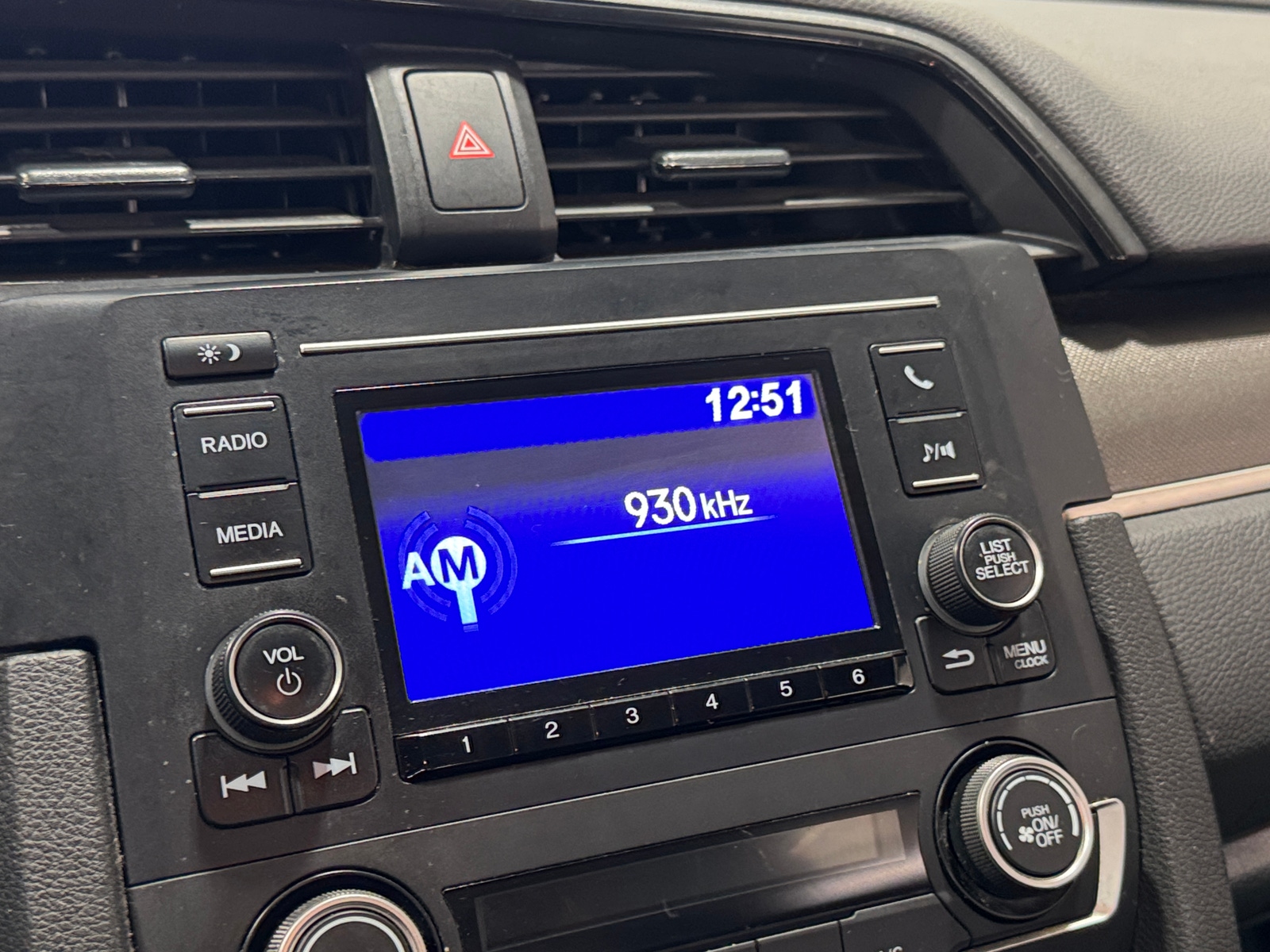 Thumbnail: 2019 Honda Civic - 4