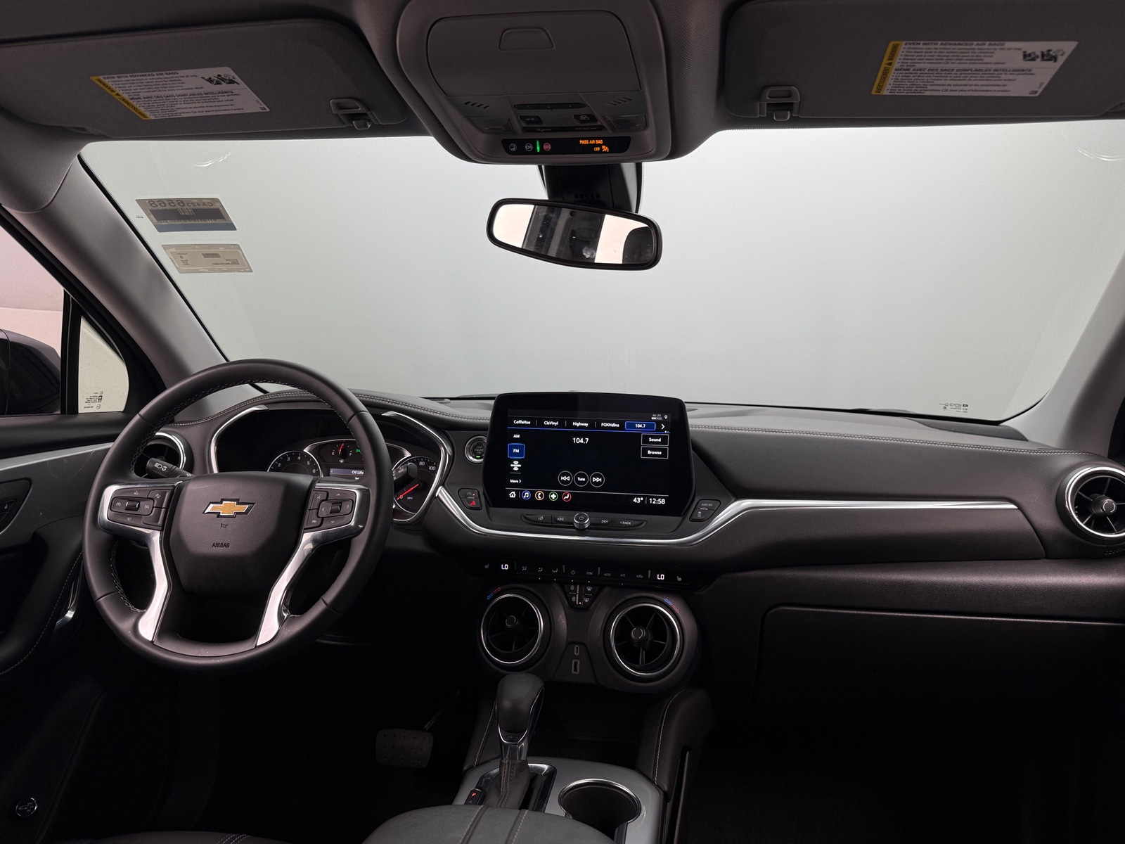 Thumbnail: 2023 Chevrolet Blazer - 2