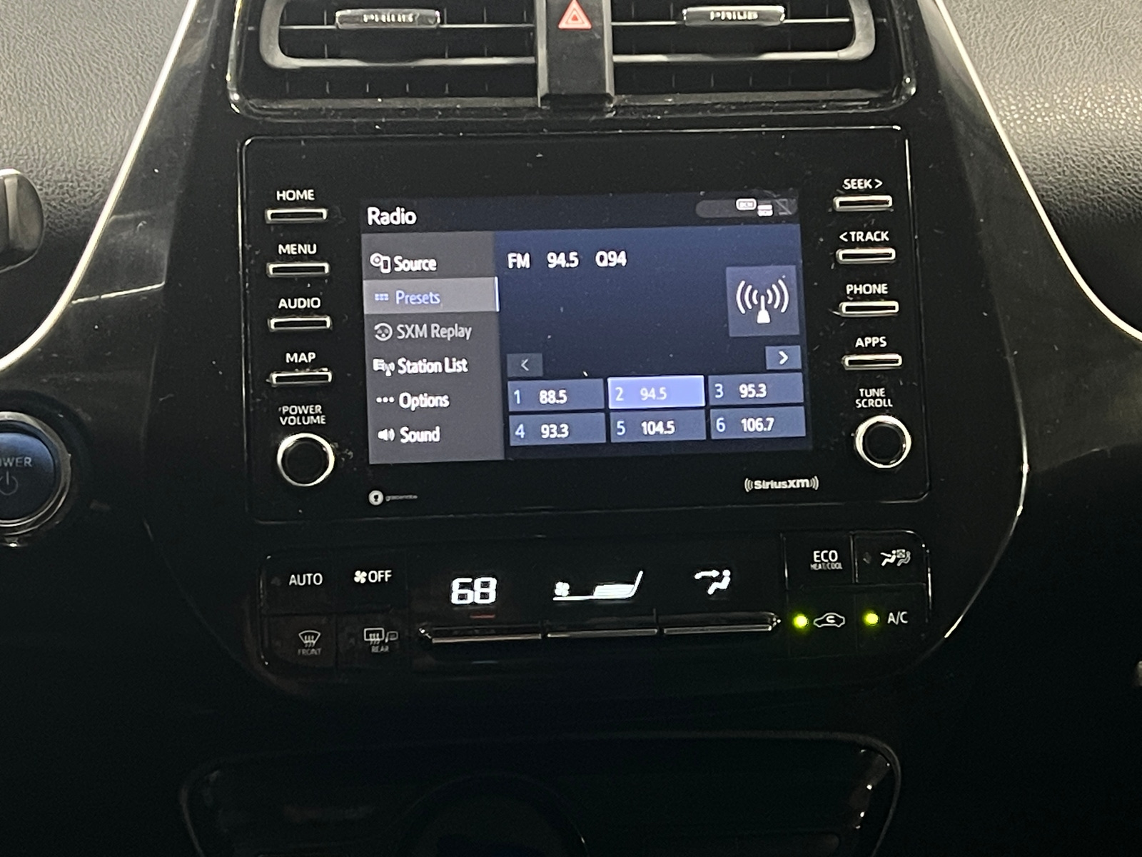 Thumbnail: 2021 Toyota Prius - 4