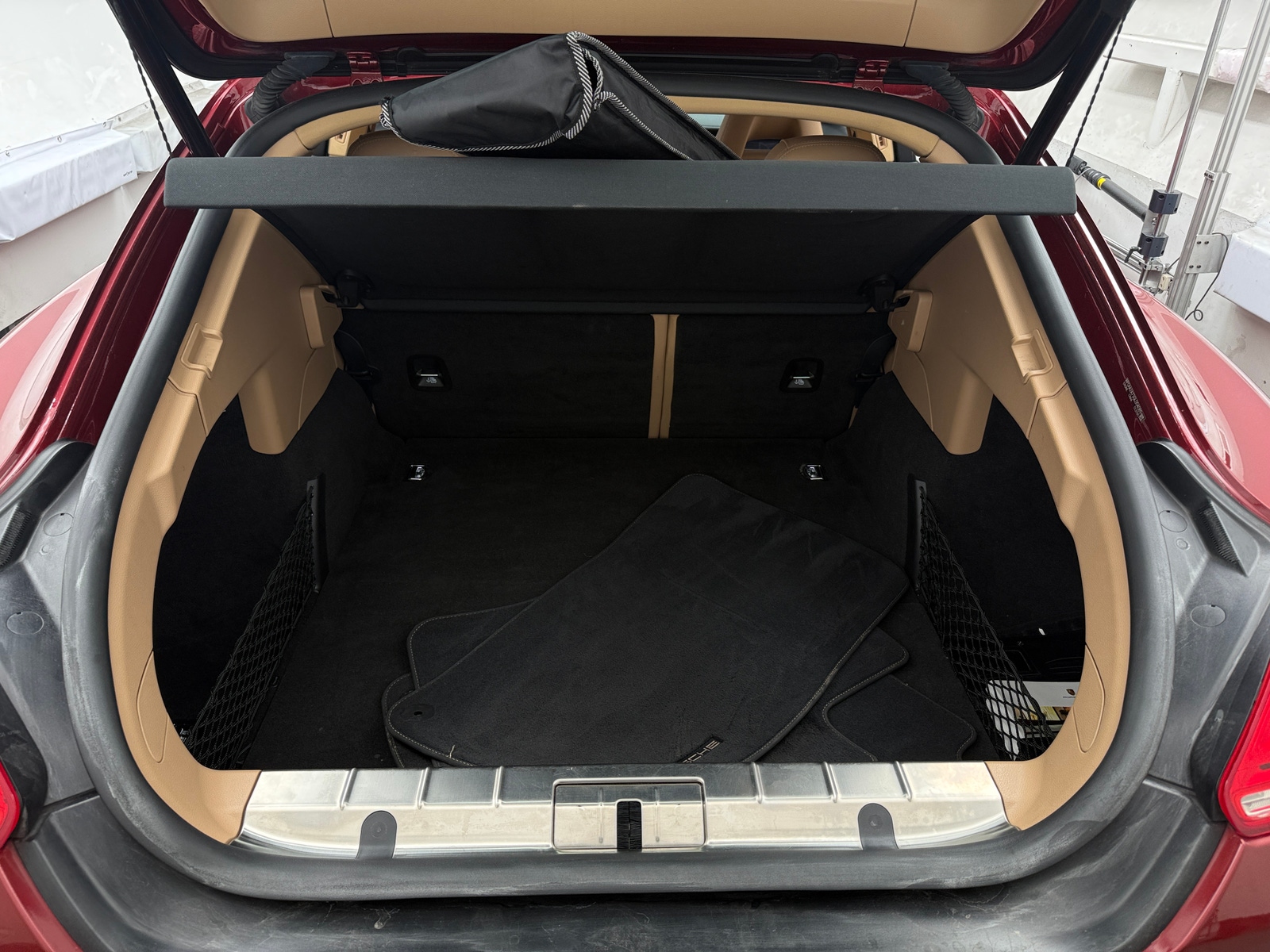 Thumbnail: 2016 Porsche Panamera - 6