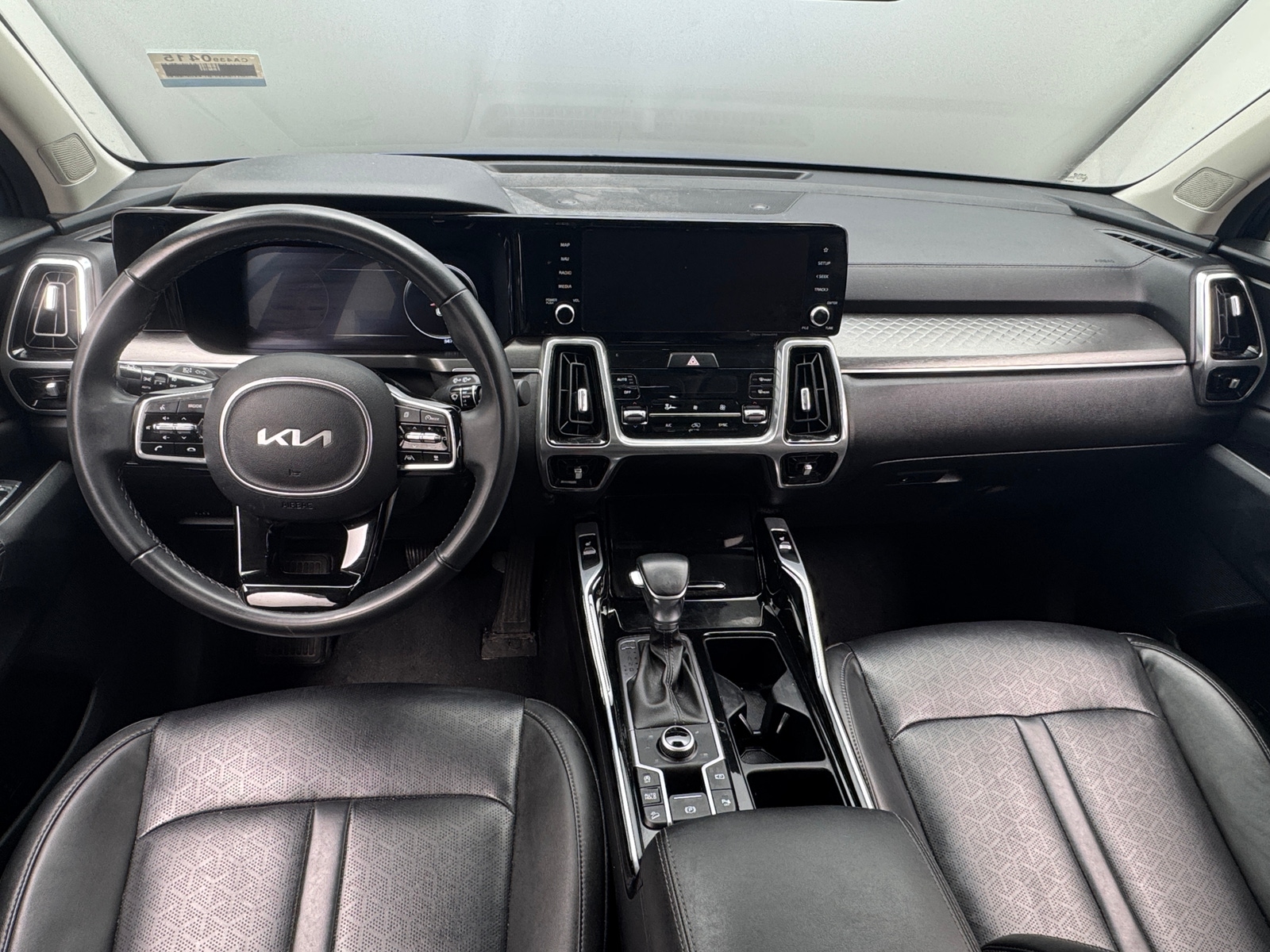 Thumbnail: 2023 Kia Sorento - 2