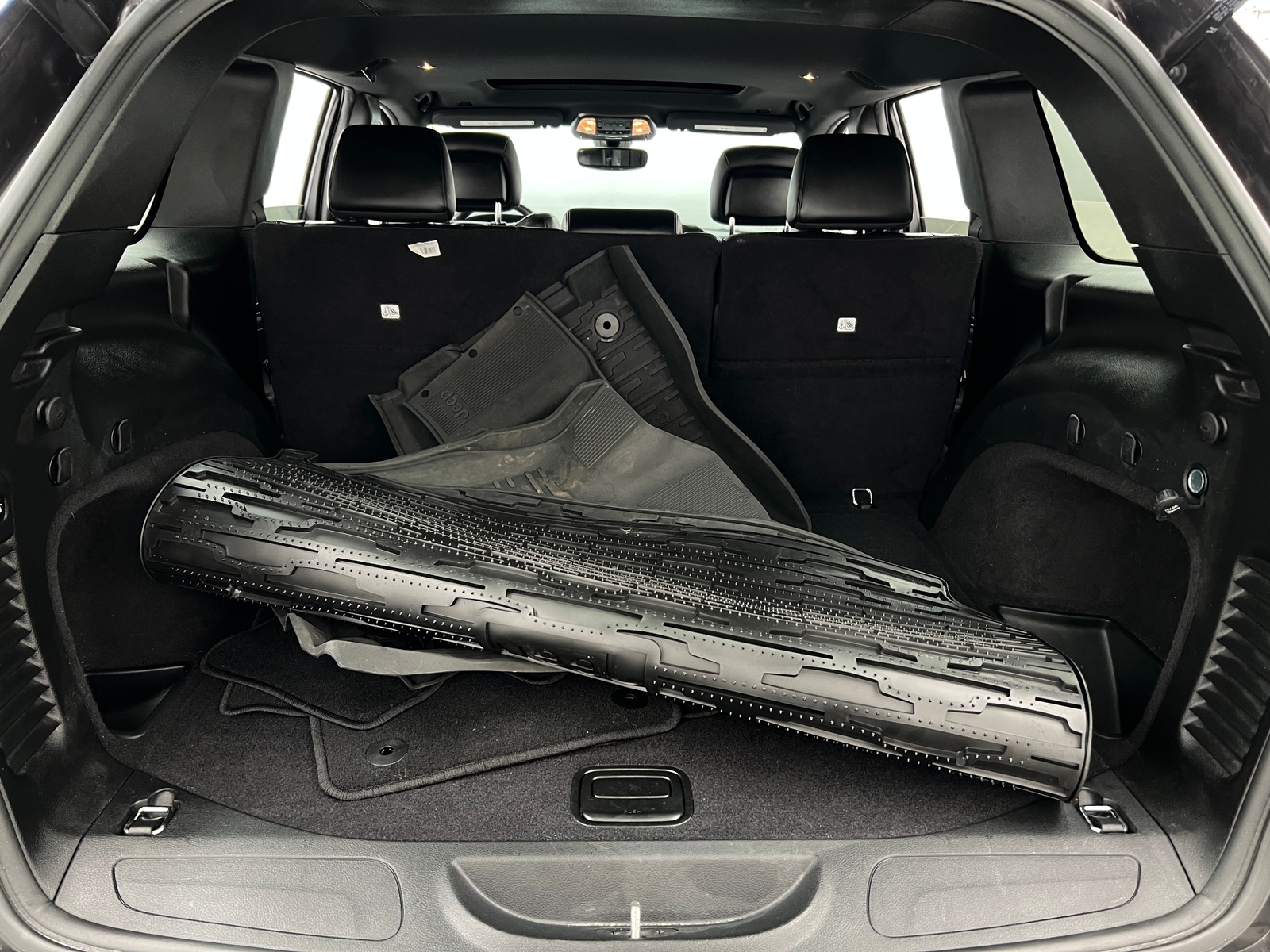 Thumbnail: 2020 Jeep Grand Cherokee - 6