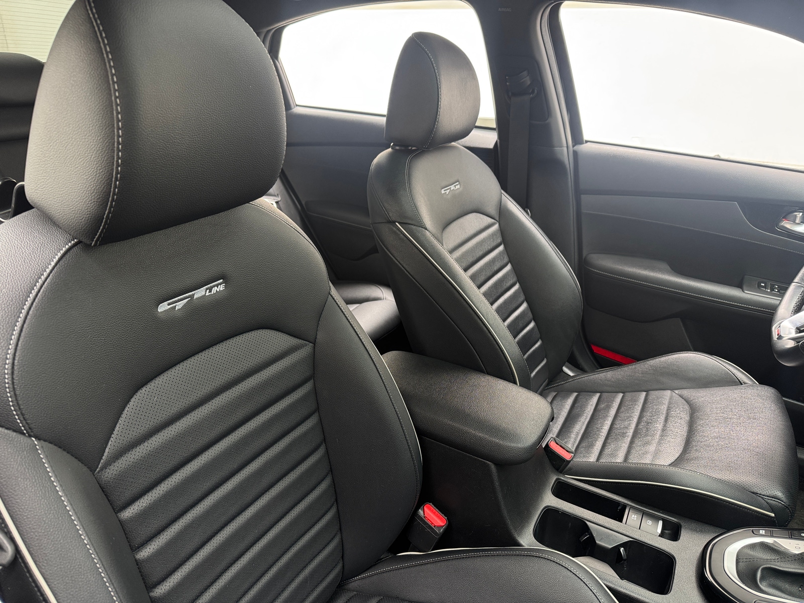 Thumbnail: 2023 Kia Forte - 2