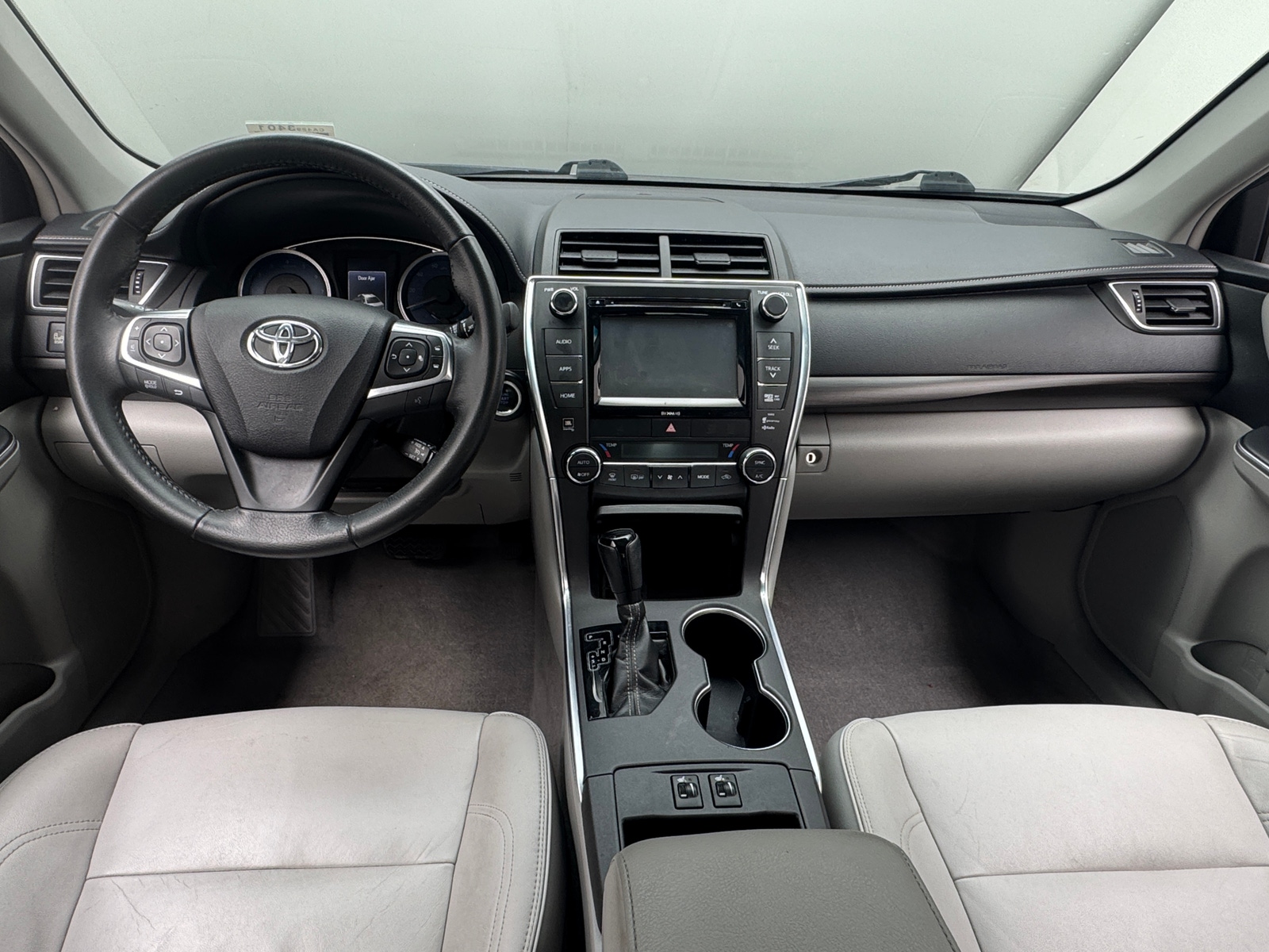 Thumbnail: 2017 Toyota Camry - 3