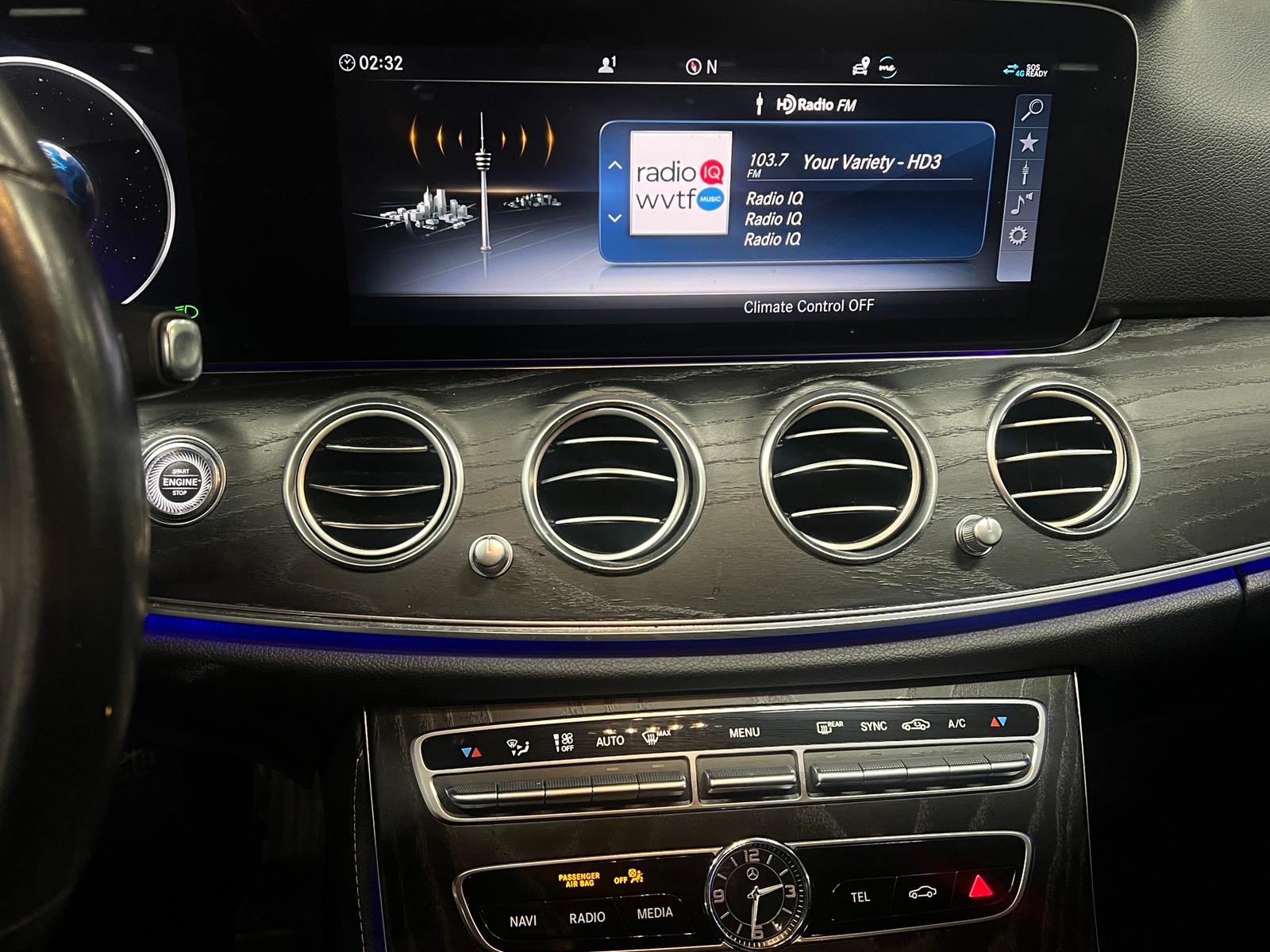 Thumbnail: 2020 Mercedes-Benz E-Class - 3