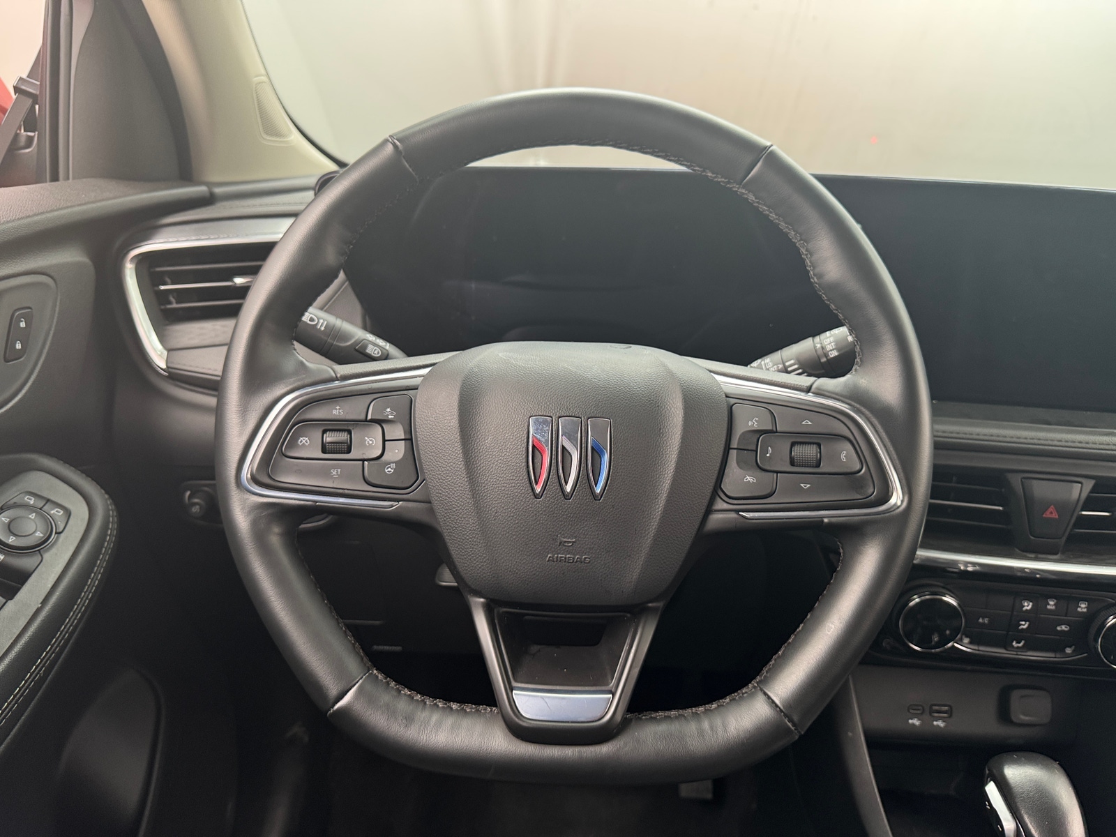 Thumbnail: 2024 Buick Encore GX - 4