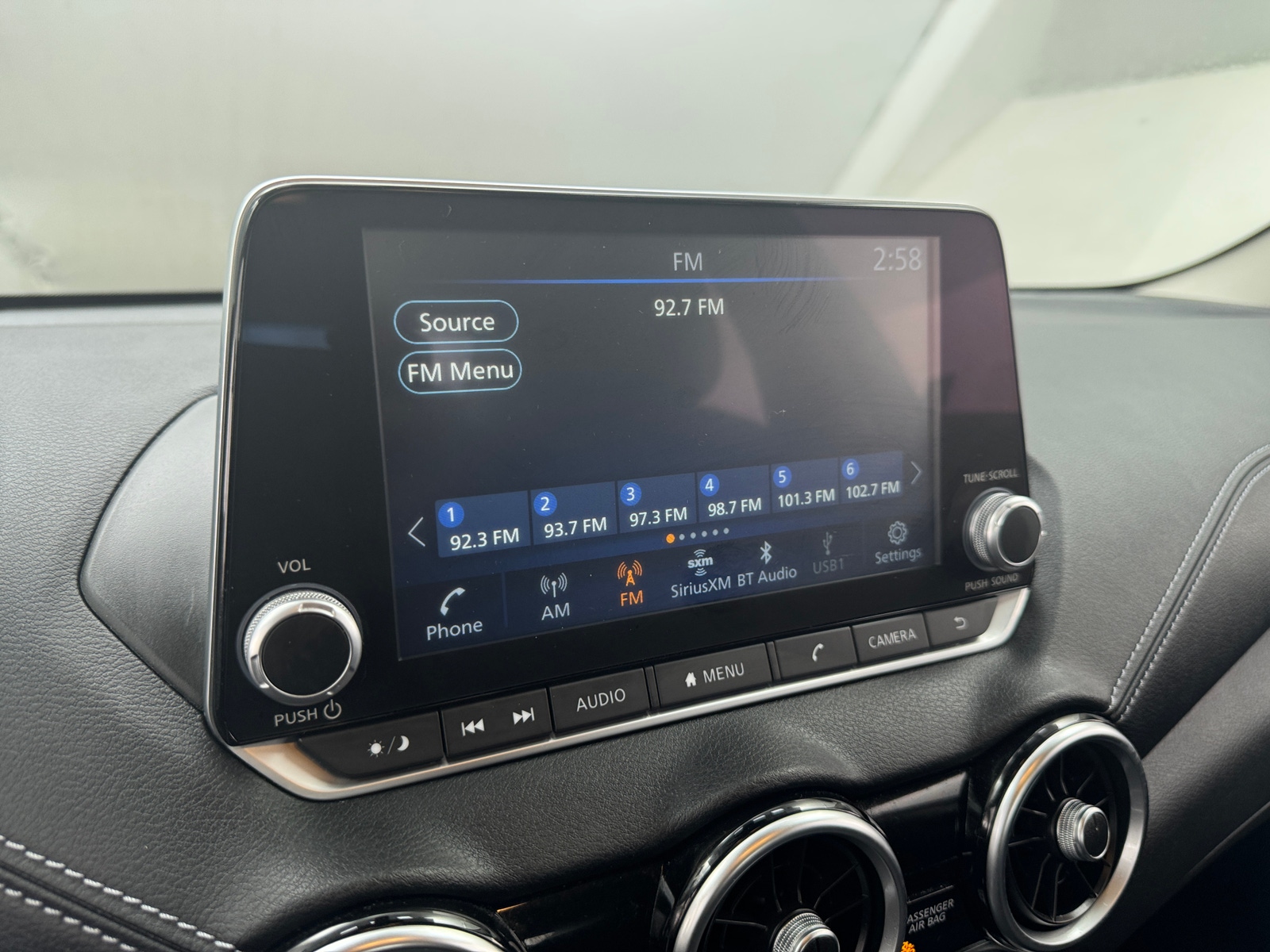 Thumbnail: 2023 Nissan Sentra - 4