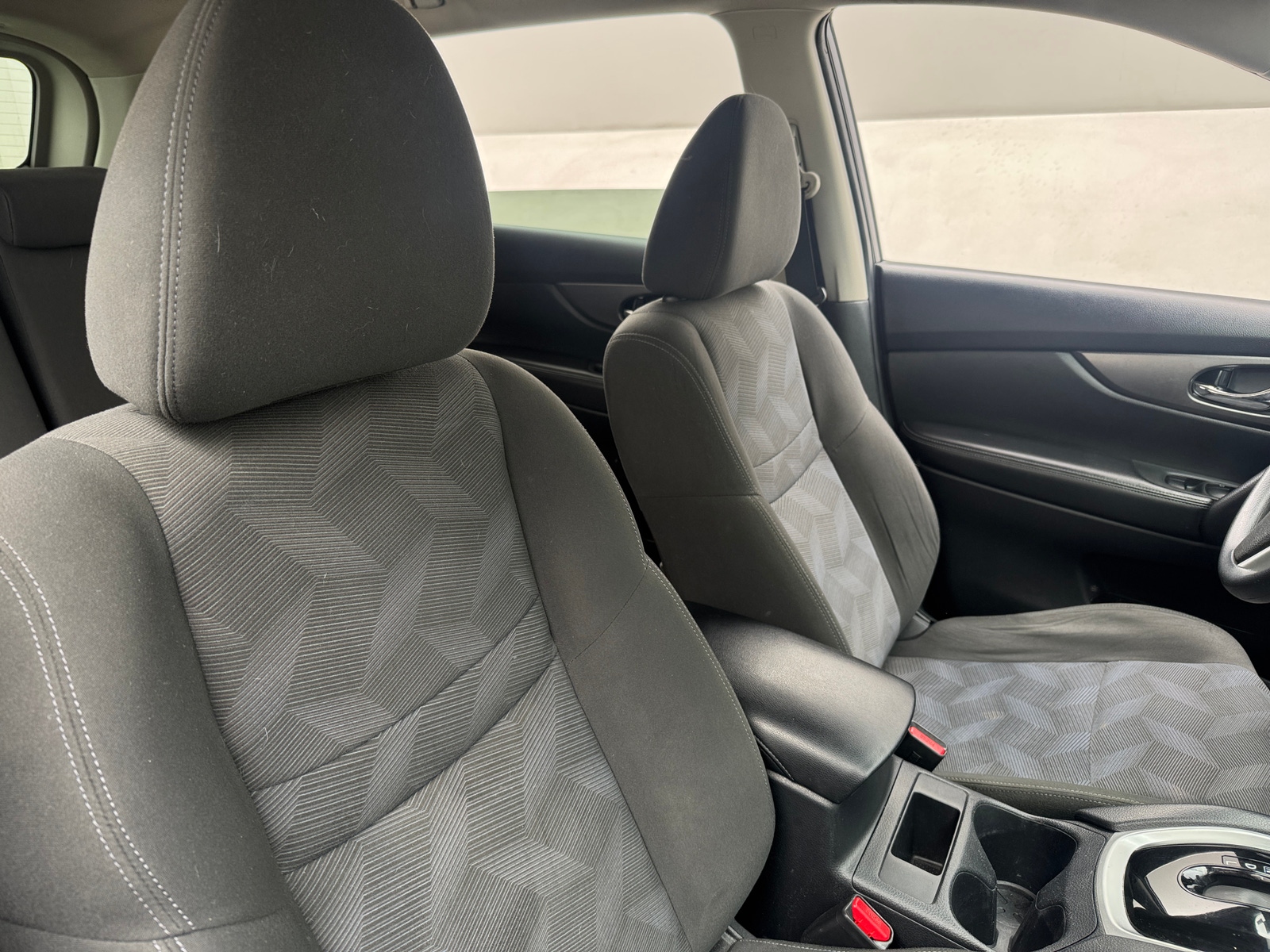 Thumbnail: 2016 Nissan Rogue - 2