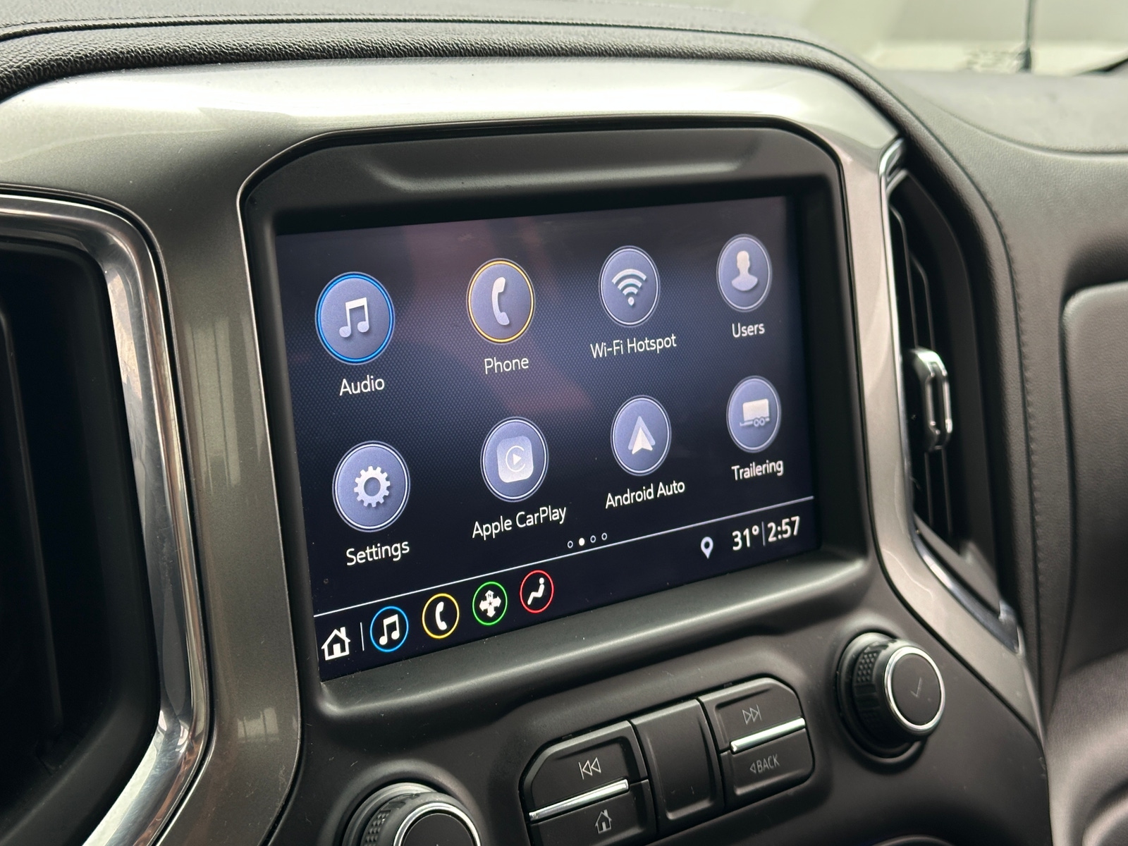 Thumbnail: 2019 Chevrolet Silverado 1500 - 4