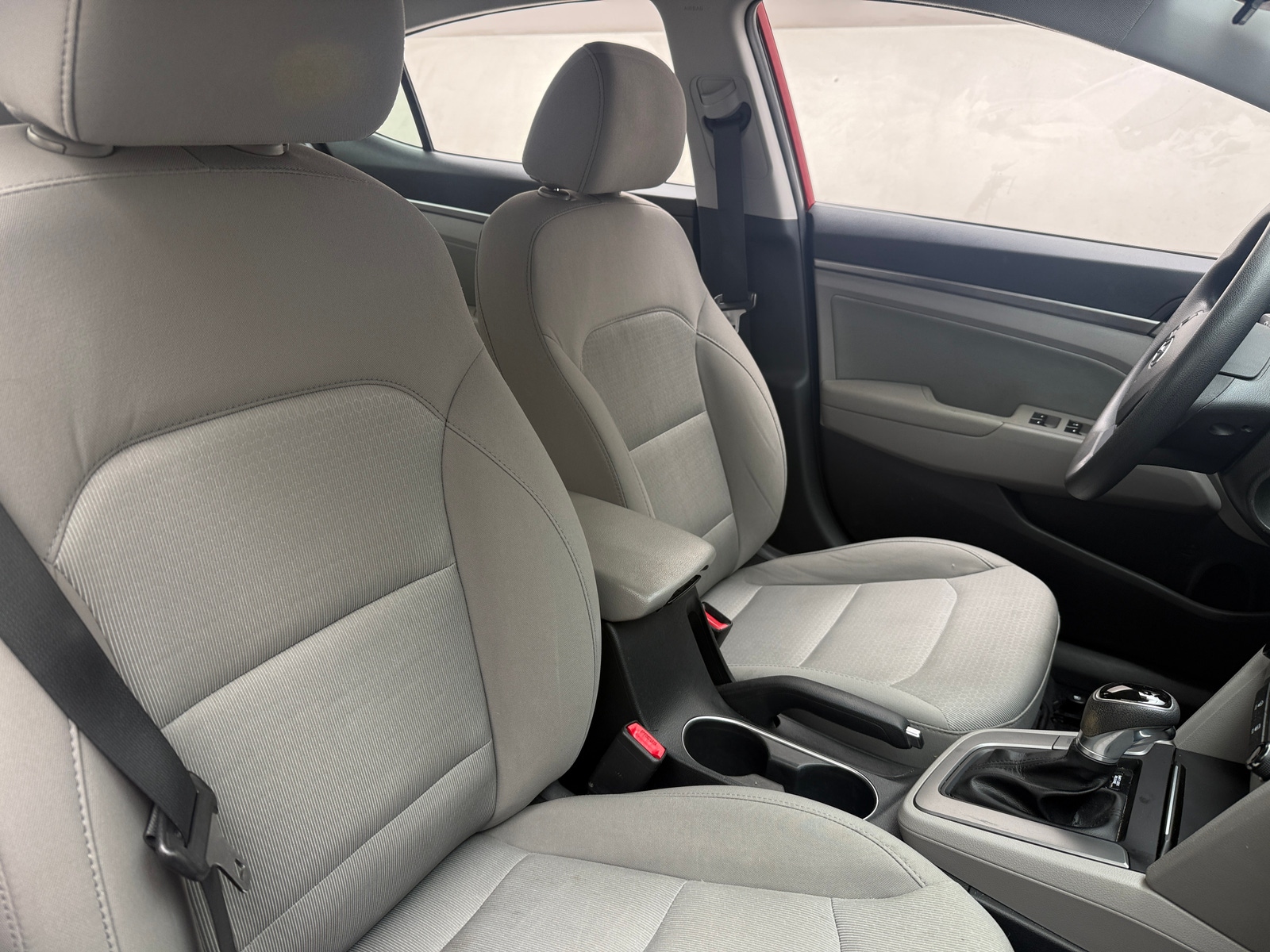 Thumbnail: 2017 Hyundai Elantra - 2