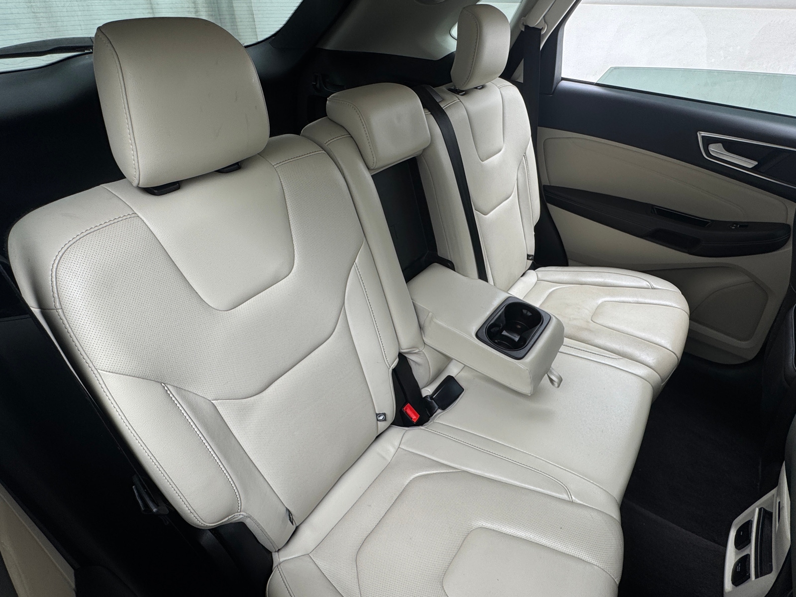 Thumbnail: 2017 Ford Edge - 5