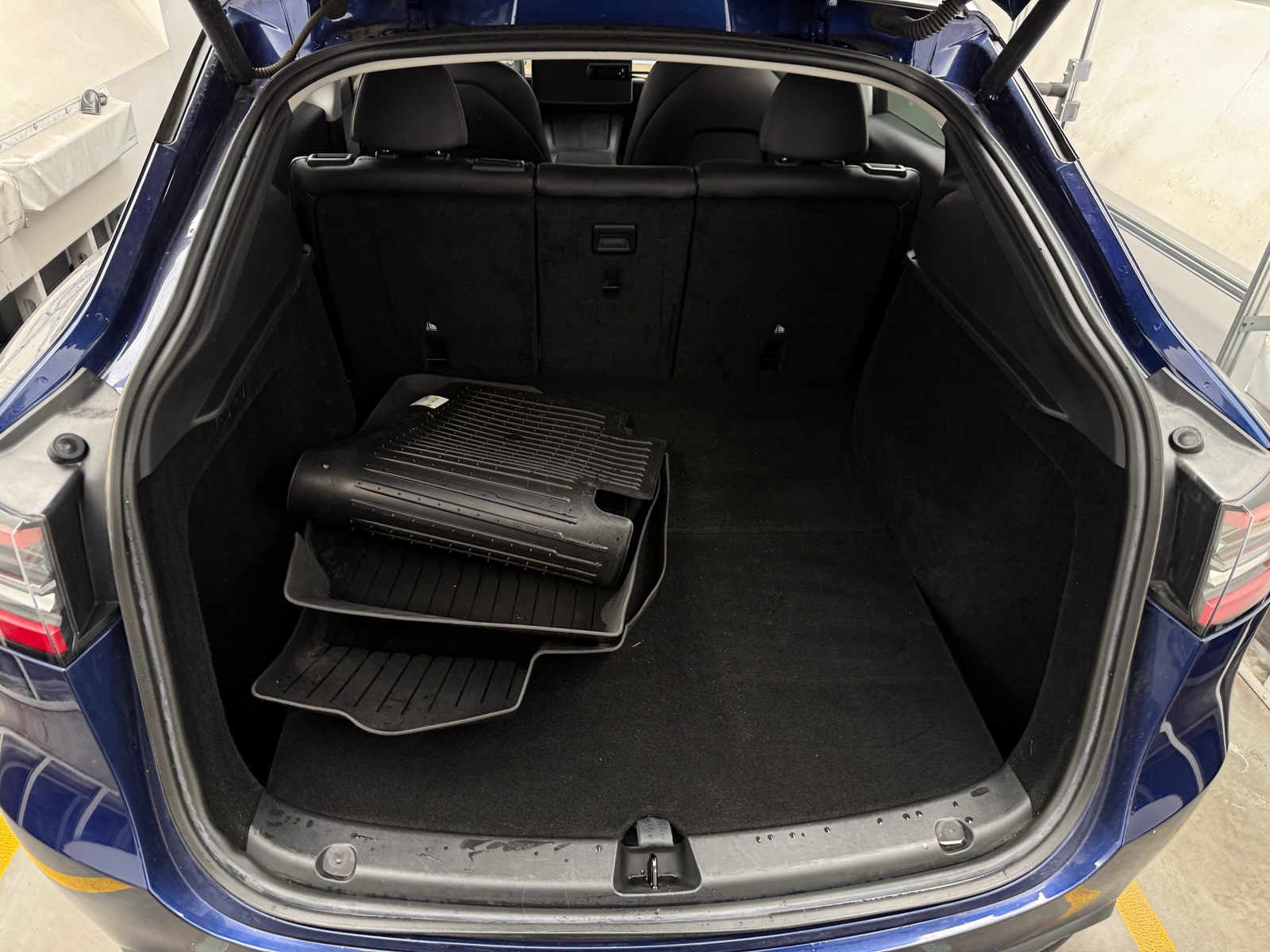 Thumbnail: 2023 Tesla Model Y - 6