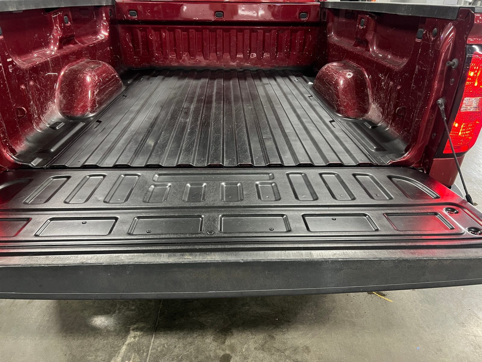 Thumbnail: 2018 Chevrolet Silverado 1500 - 7
