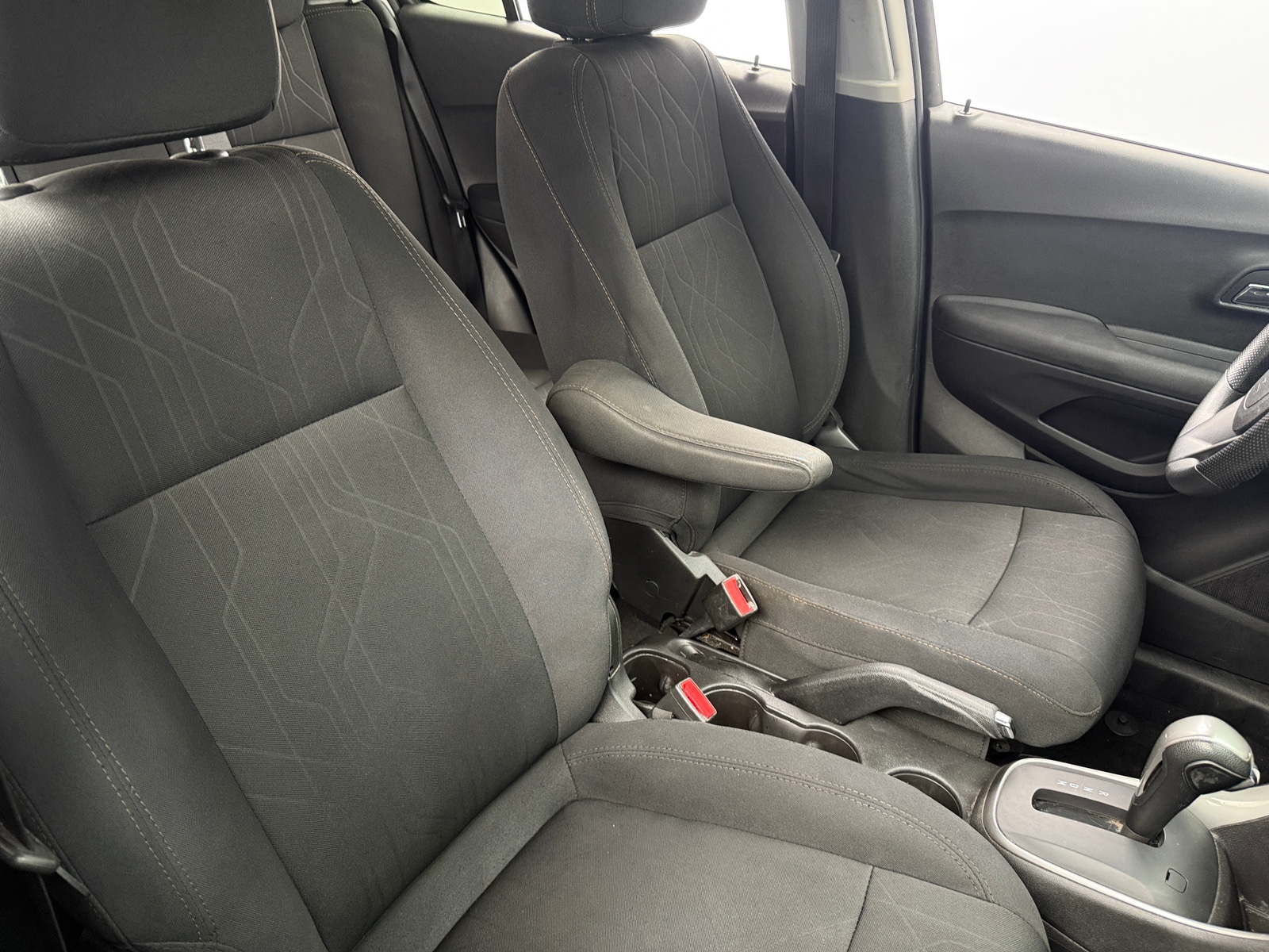 Thumbnail: 2018 Chevrolet Trax - 2