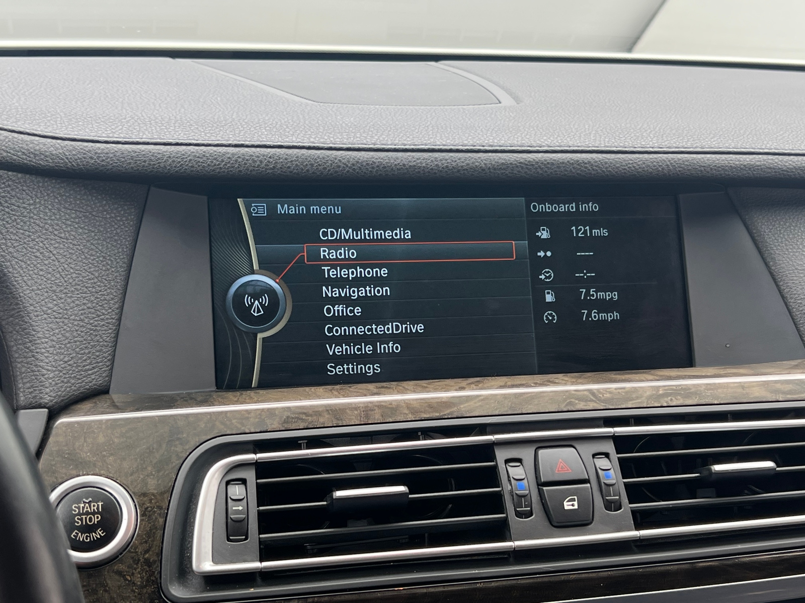 Thumbnail: 2012 BMW 7 Series - 4