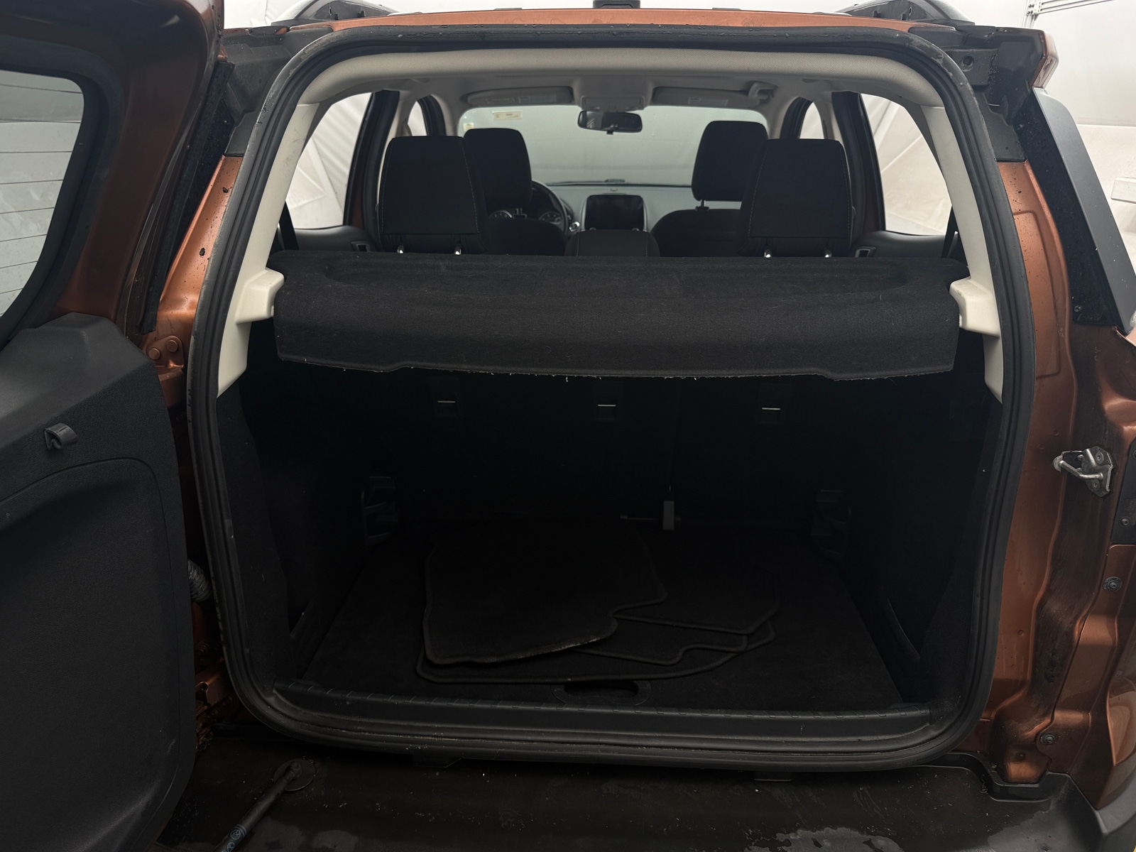 Thumbnail: 2019 Ford EcoSport - 7