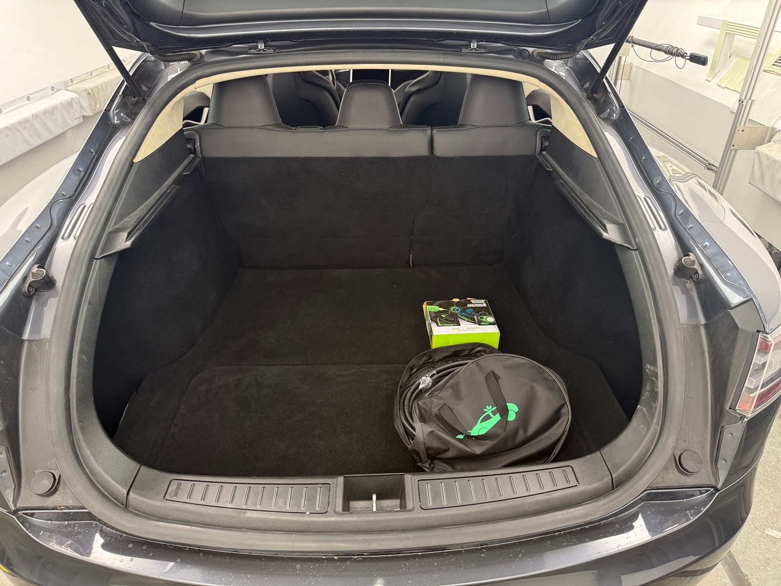 Thumbnail: 2015 Tesla Model S - 6