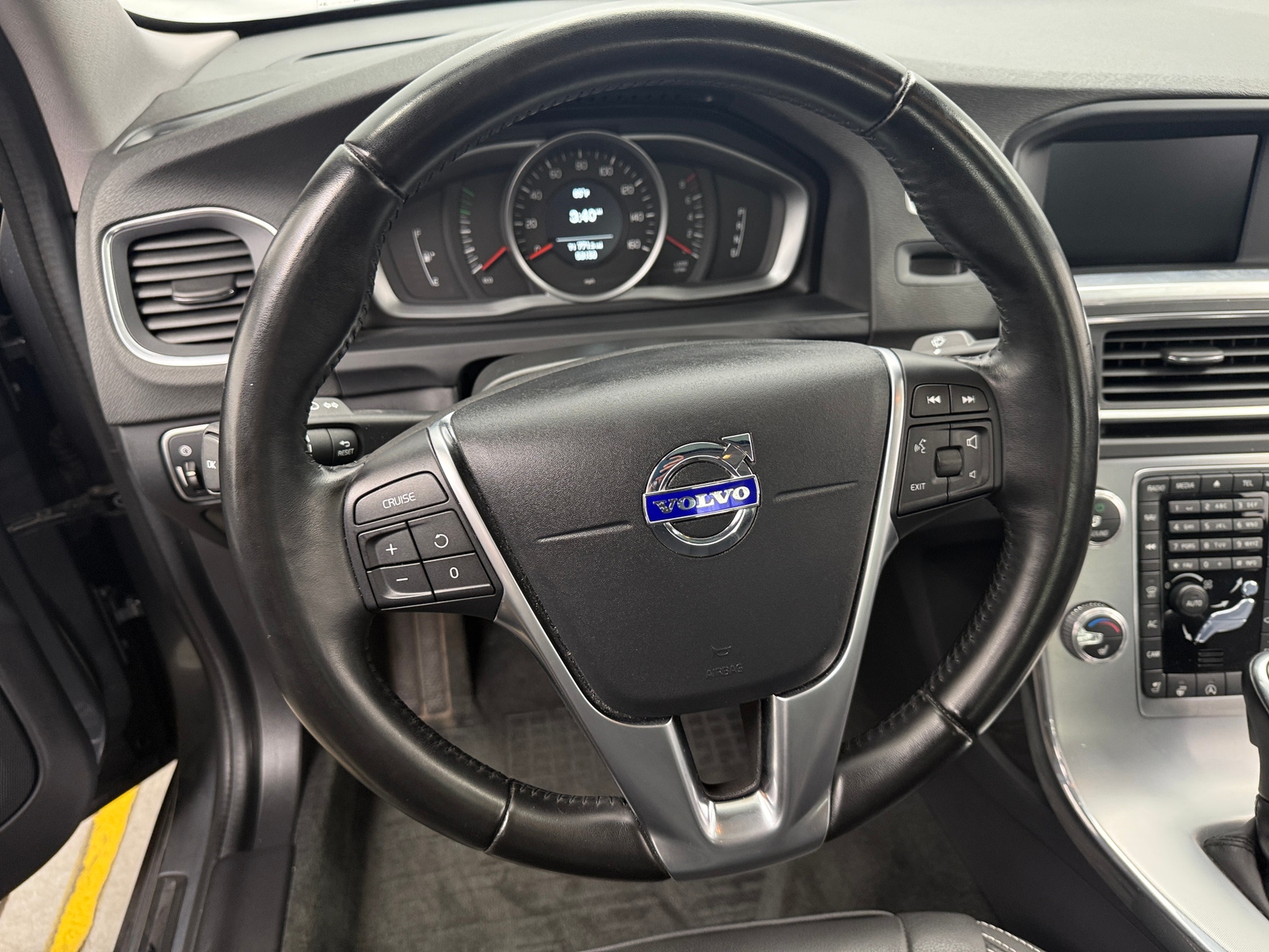 Thumbnail: 2018 Volvo S60 - 4