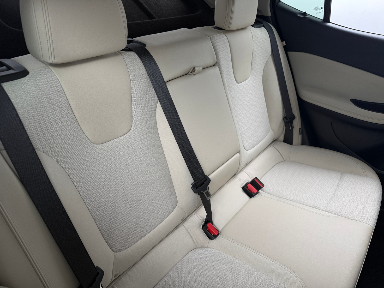 Thumbnail: 2020 Buick Encore GX - 6