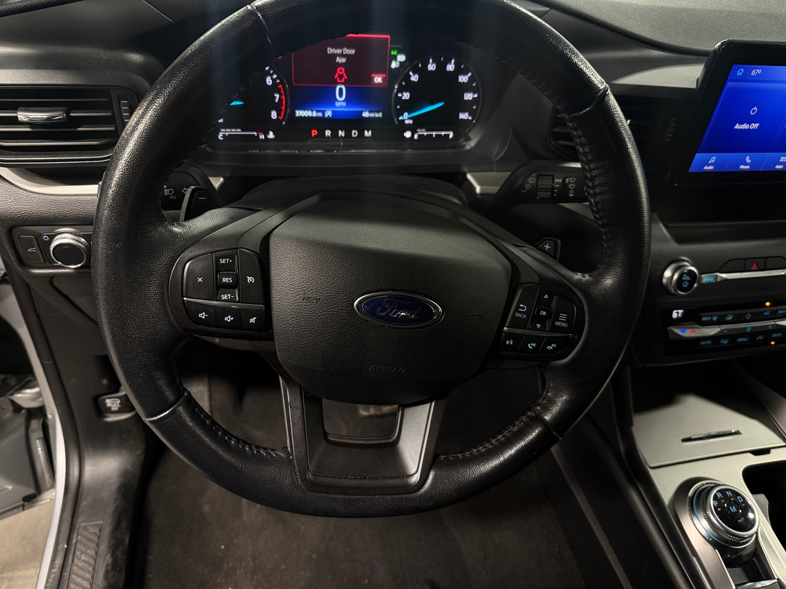 Thumbnail: 2020 Ford Explorer - 5