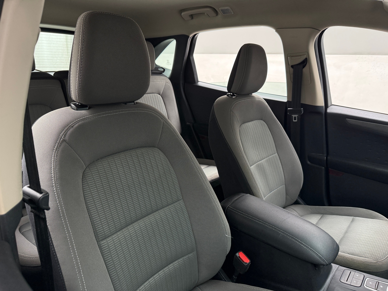 Thumbnail: 2020 Ford Escape - 2