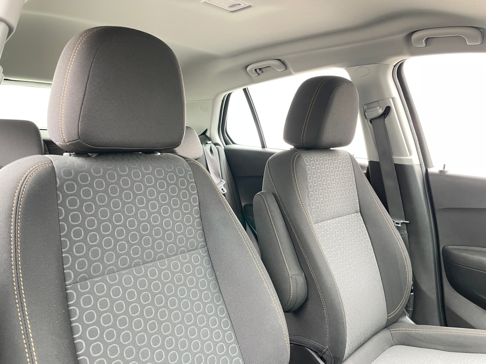 Thumbnail: 2020 Chevrolet Trax - 2