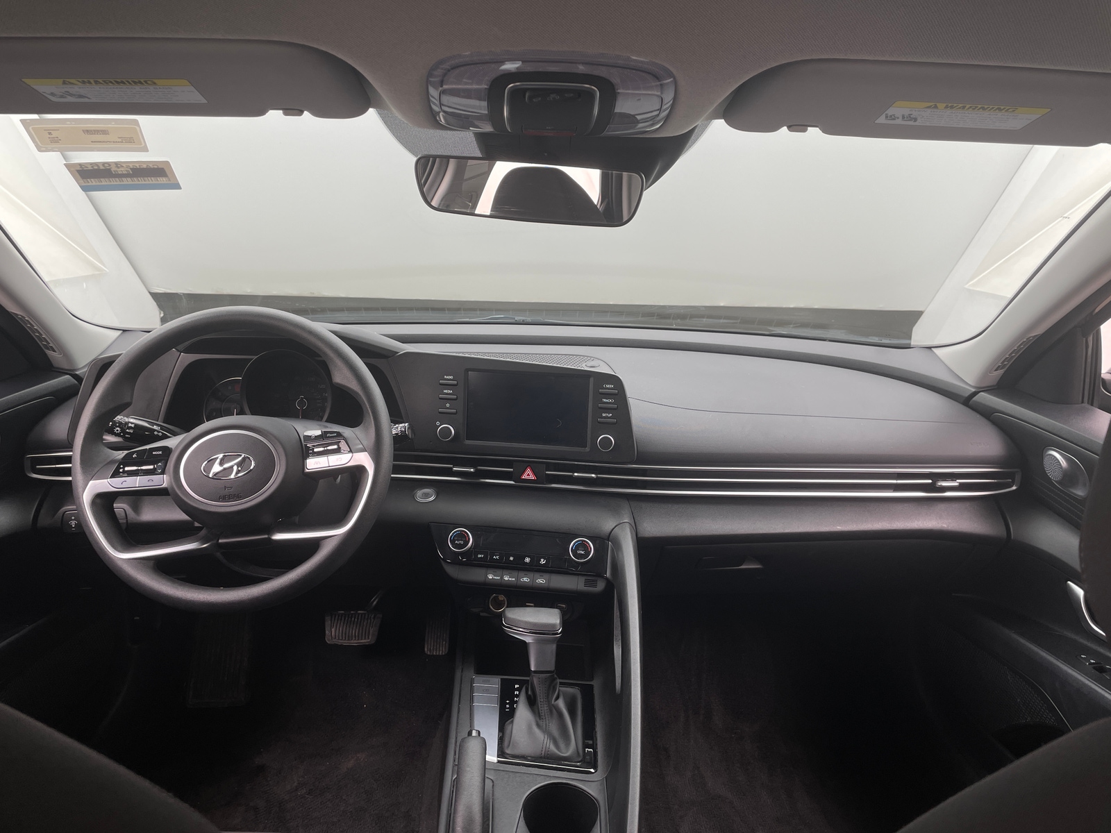 Thumbnail: 2023 Hyundai Elantra - 3