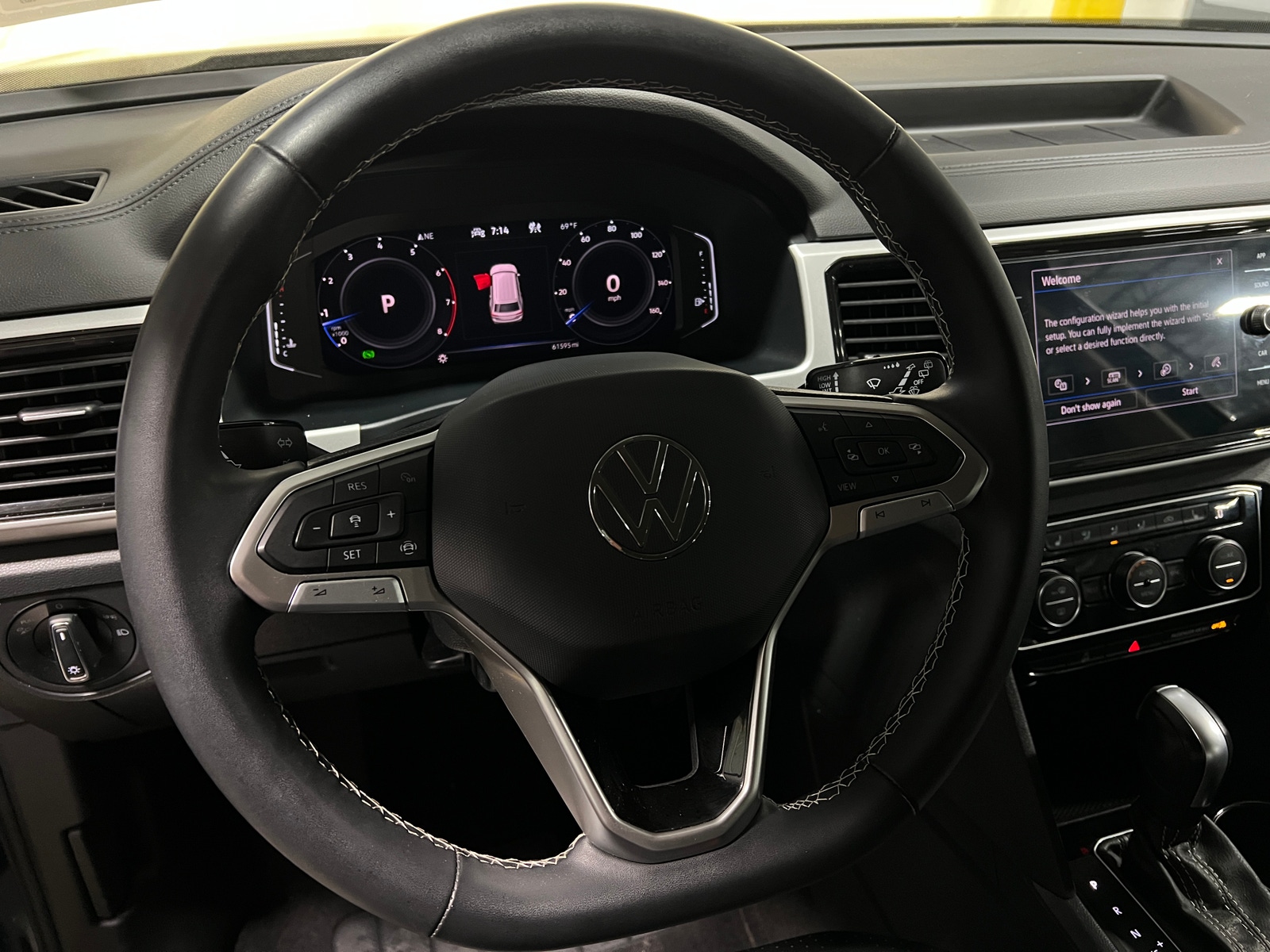 Thumbnail: 2022 Volkswagen Atlas - 4