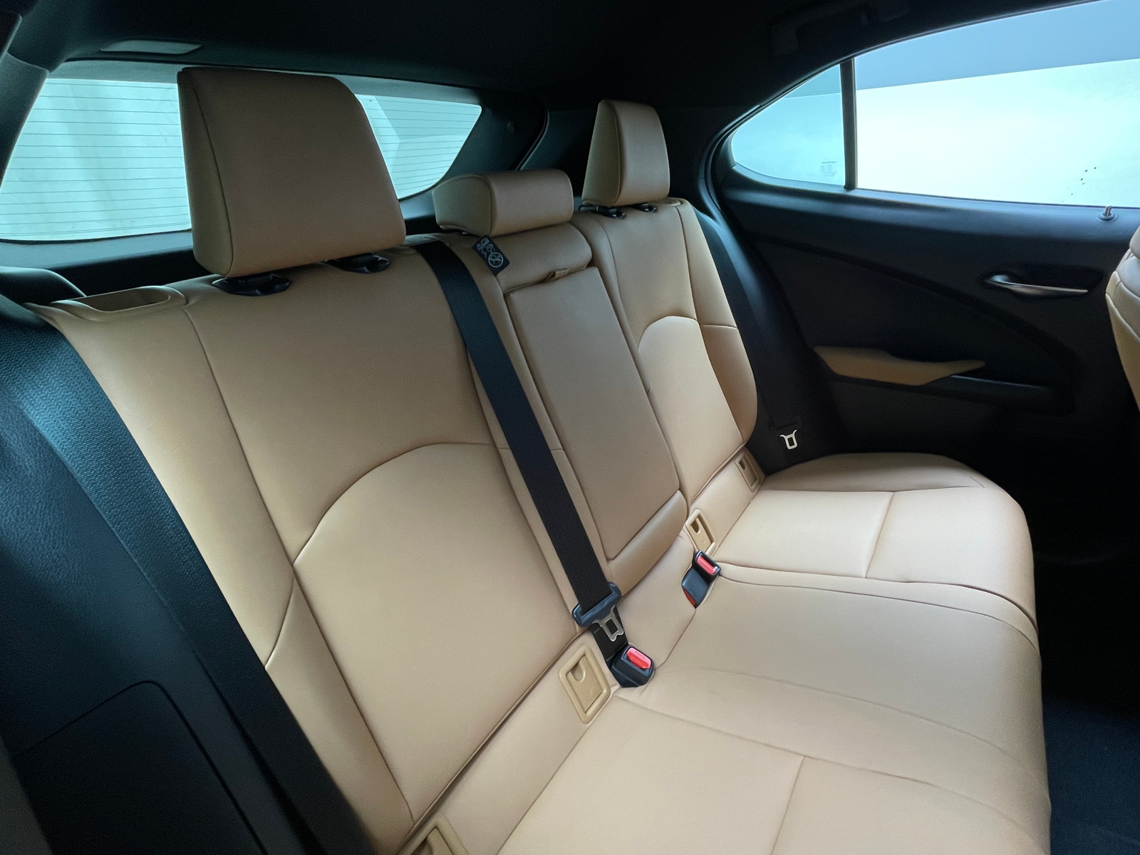 Thumbnail: 2025 Lexus UX - 5