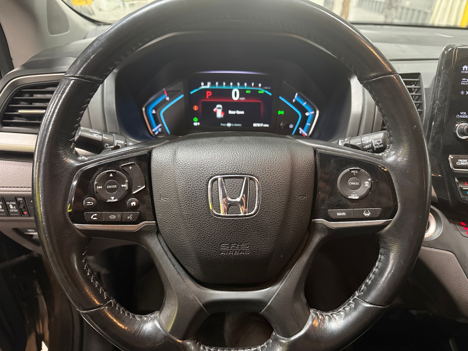 Thumbnail: 2019 Honda Odyssey - 4