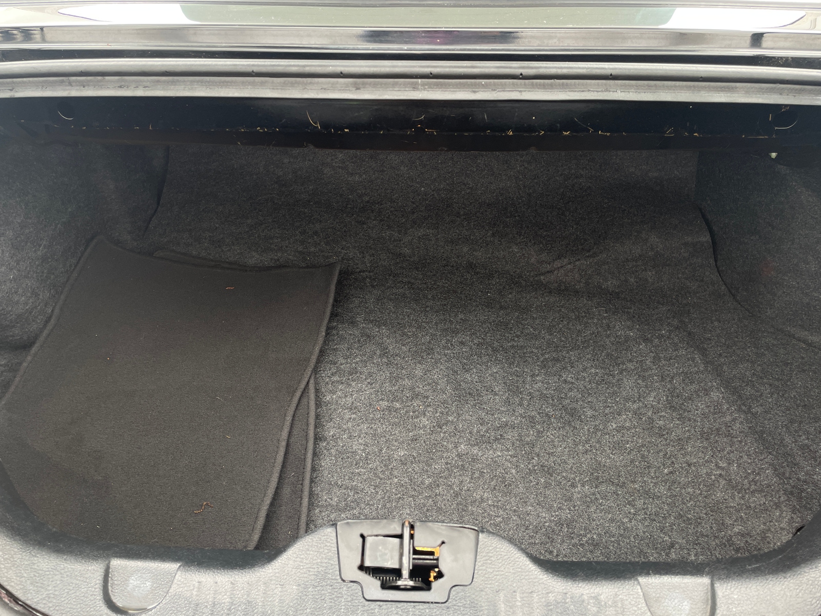 Thumbnail: 2012 Ford Mustang - 7