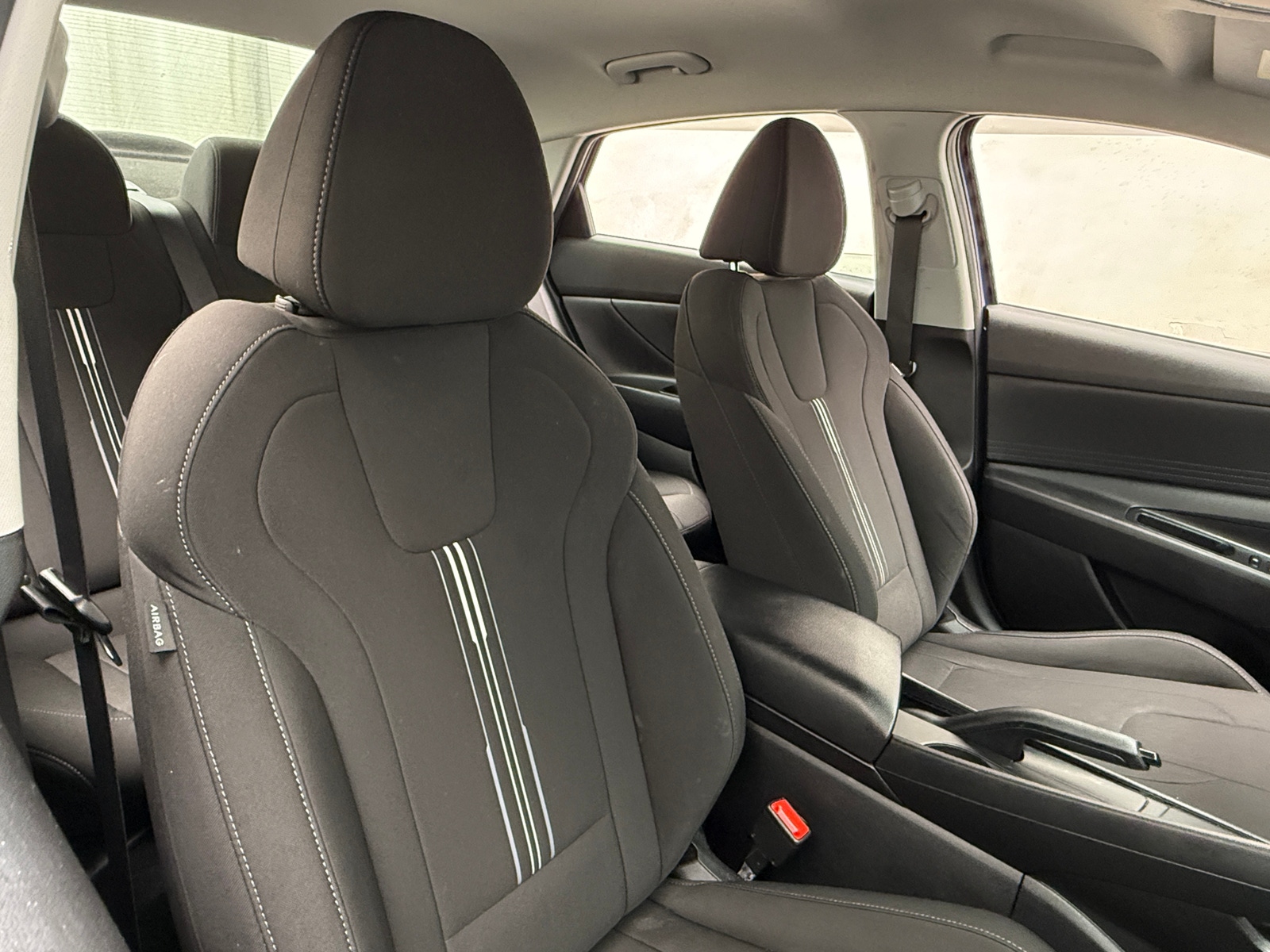 Thumbnail: 2022 Hyundai Elantra - 2