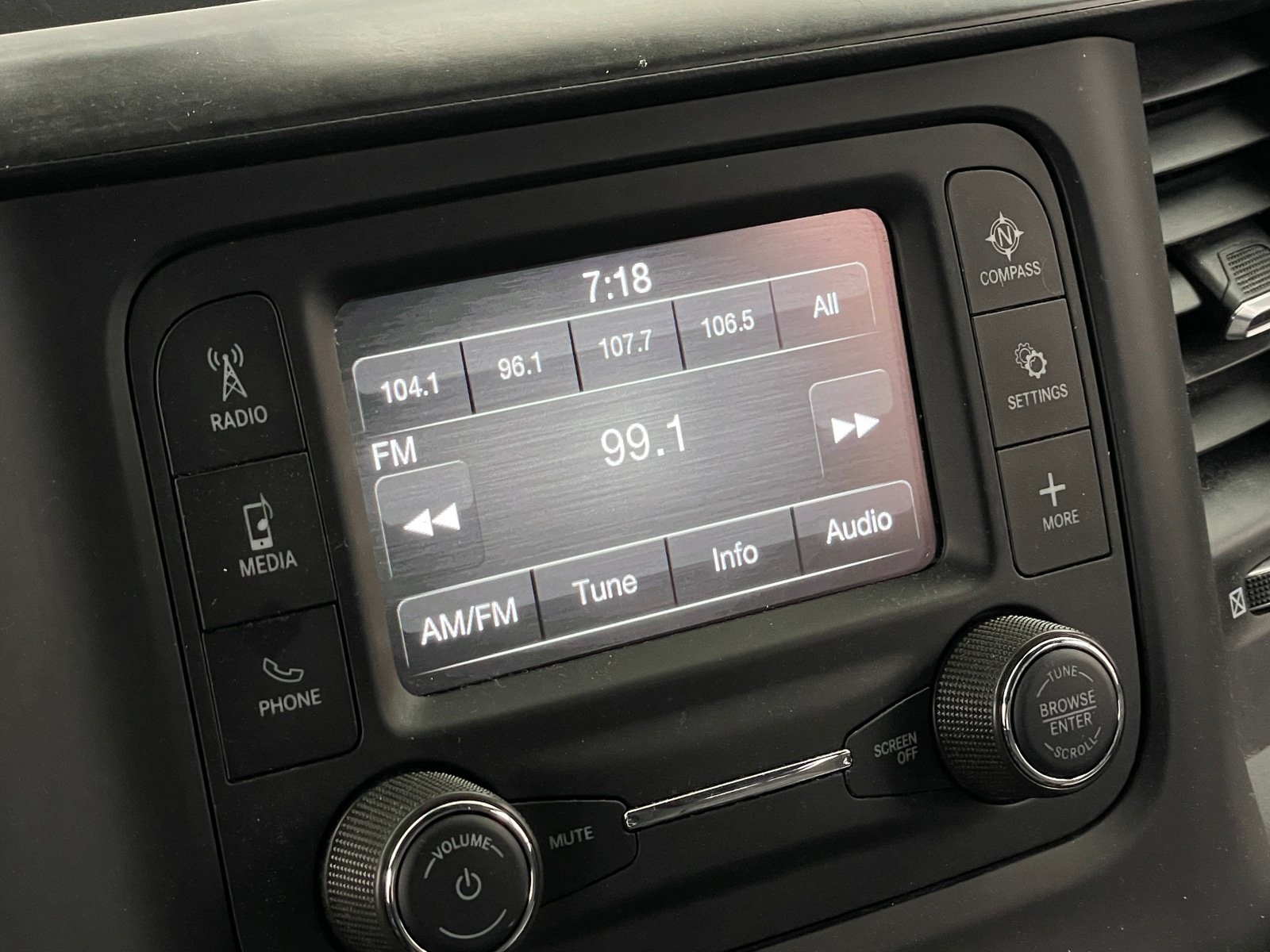 Thumbnail: 2023 RAM 1500 - 4