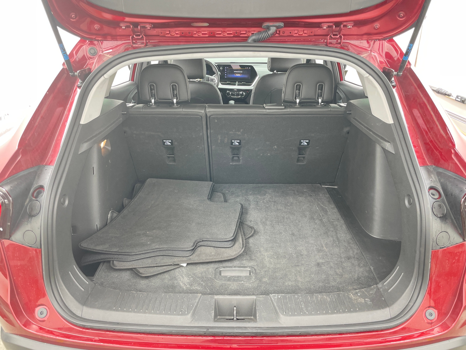 Thumbnail: 2025 Chevrolet Trax - 7