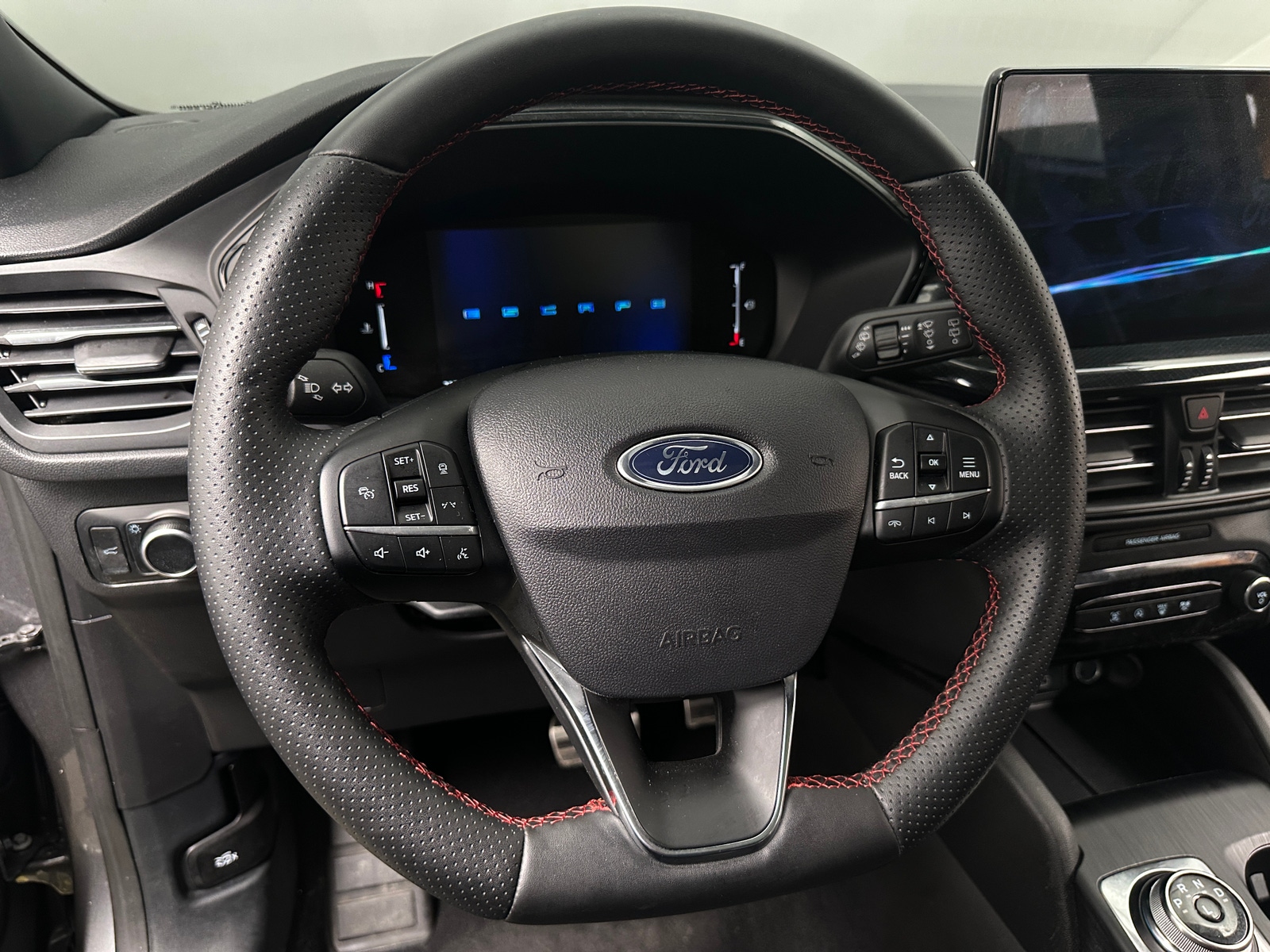 Thumbnail: 2024 Ford Escape - 4