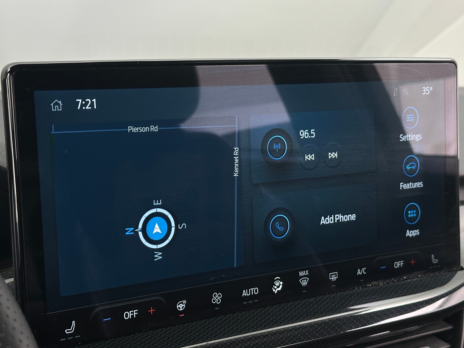 Thumbnail: 2024 Ford Escape - 3