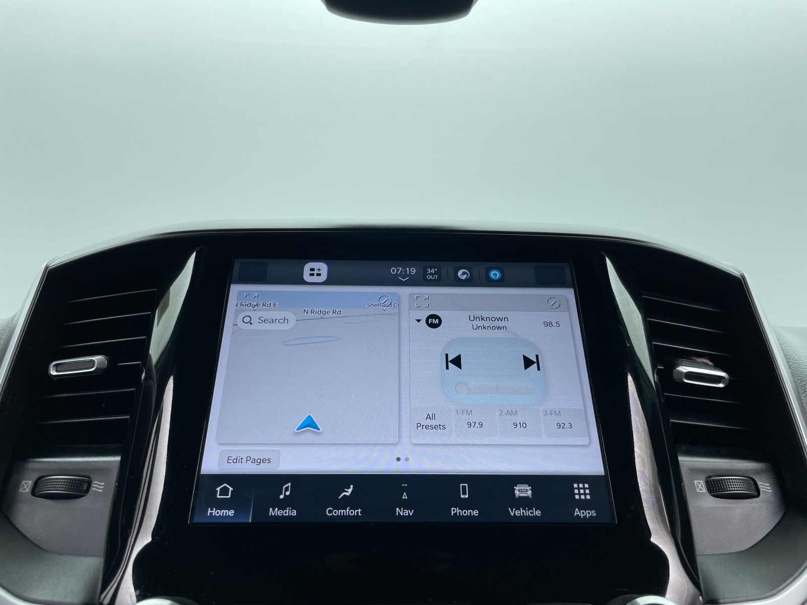 Thumbnail: 2022 RAM 1500 - 4