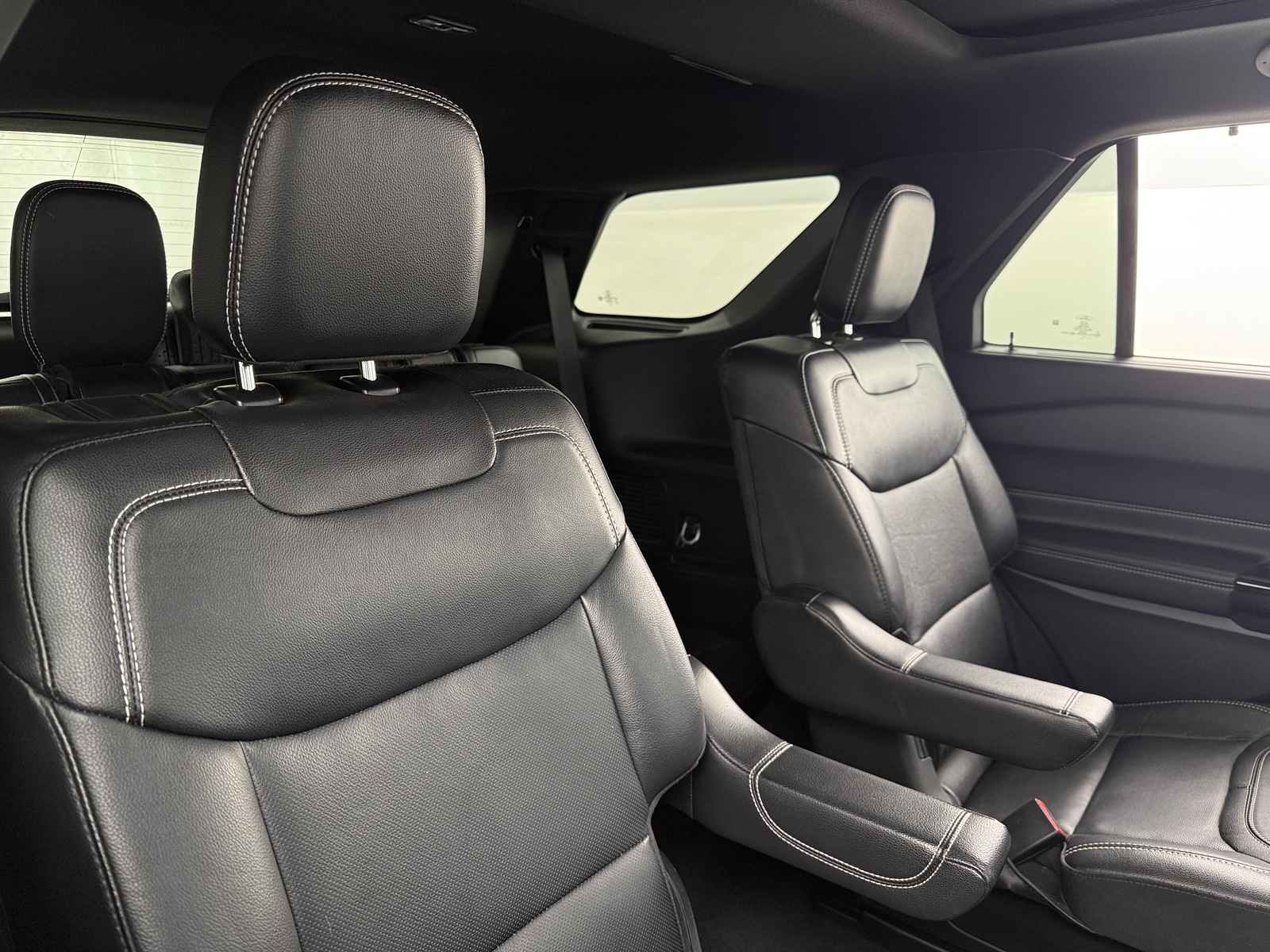 Thumbnail: 2023 Ford Explorer - 5