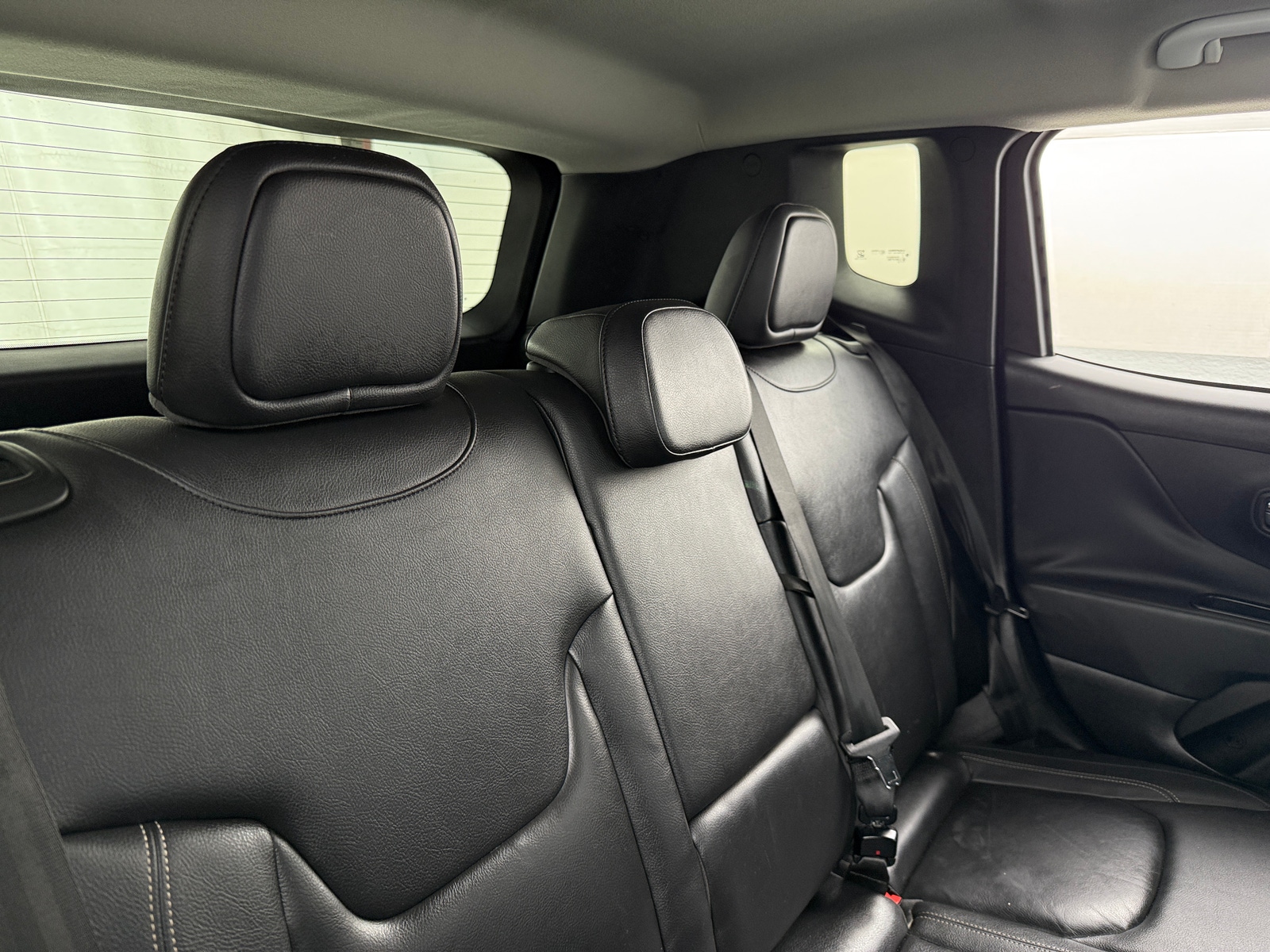 Thumbnail: 2017 Jeep Renegade - 5