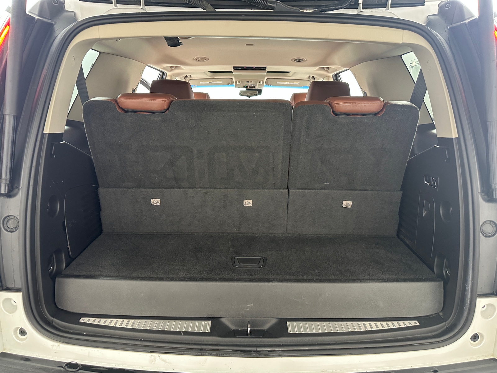 Thumbnail: 2019 Cadillac Escalade - 6