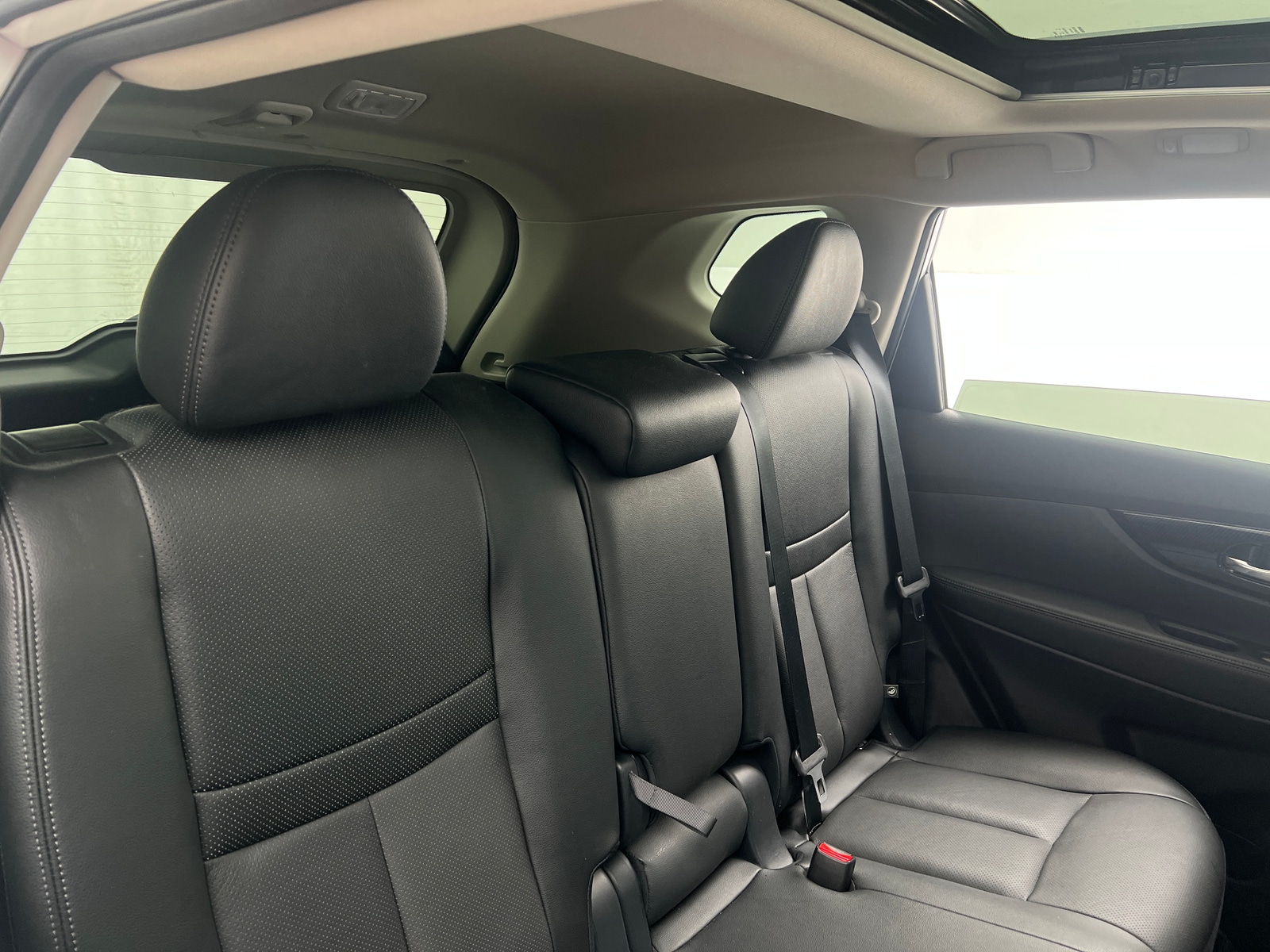 Thumbnail: 2020 Nissan Rogue - 5