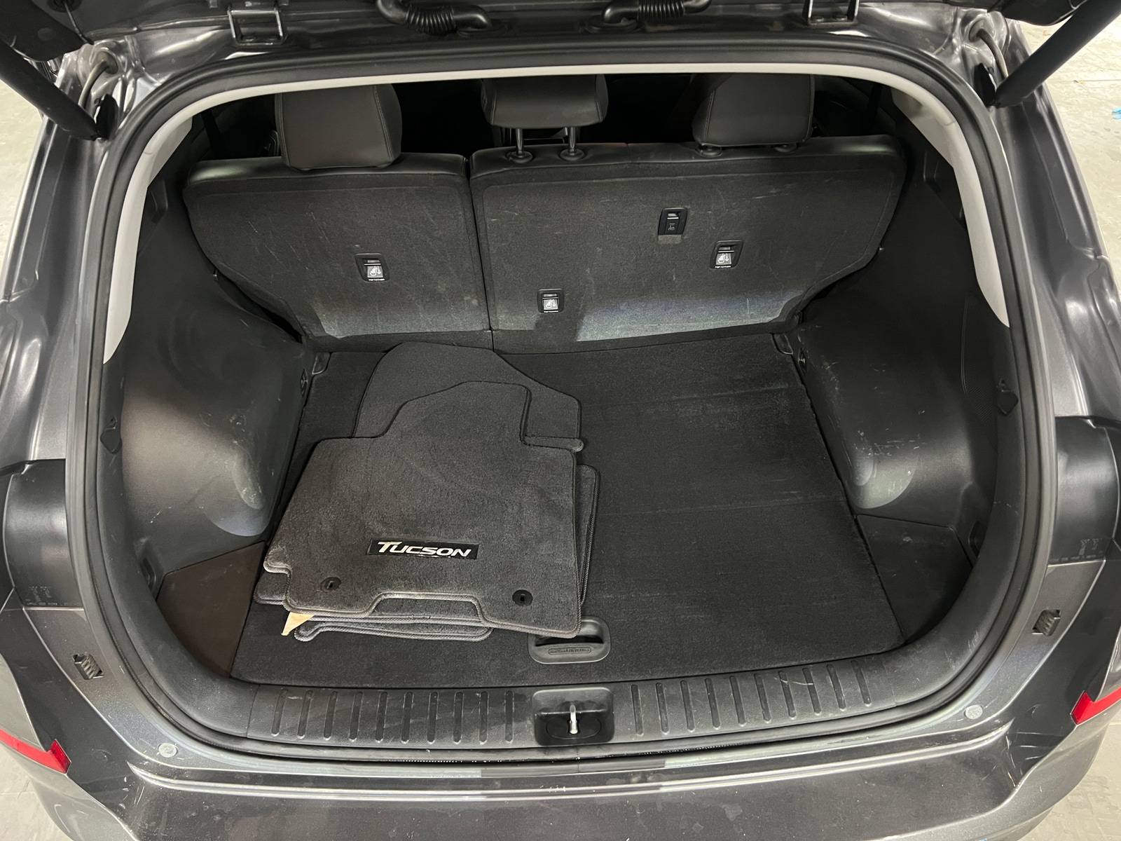 Thumbnail: 2020 Hyundai Tucson - 6