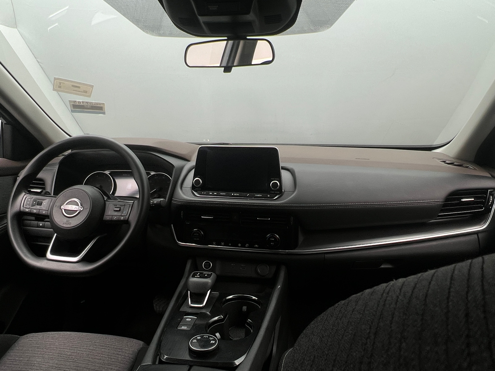 Thumbnail: 2022 Nissan Rogue - 3