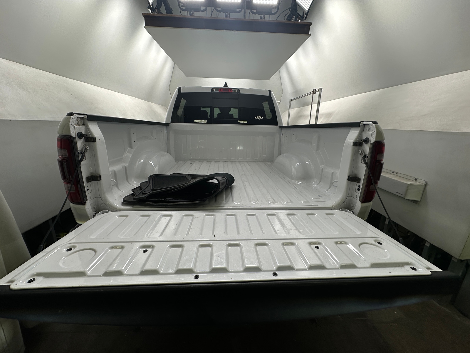 Thumbnail: 2024 RAM 1500 - 6