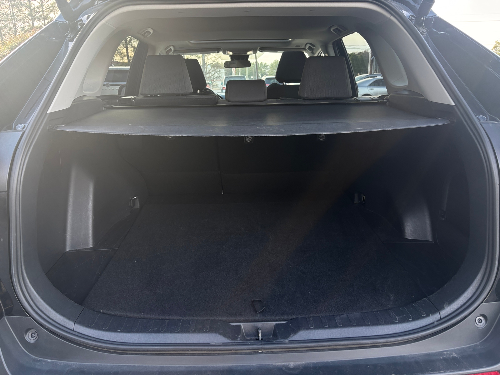 Thumbnail: 2025 Toyota RAV4 - 6