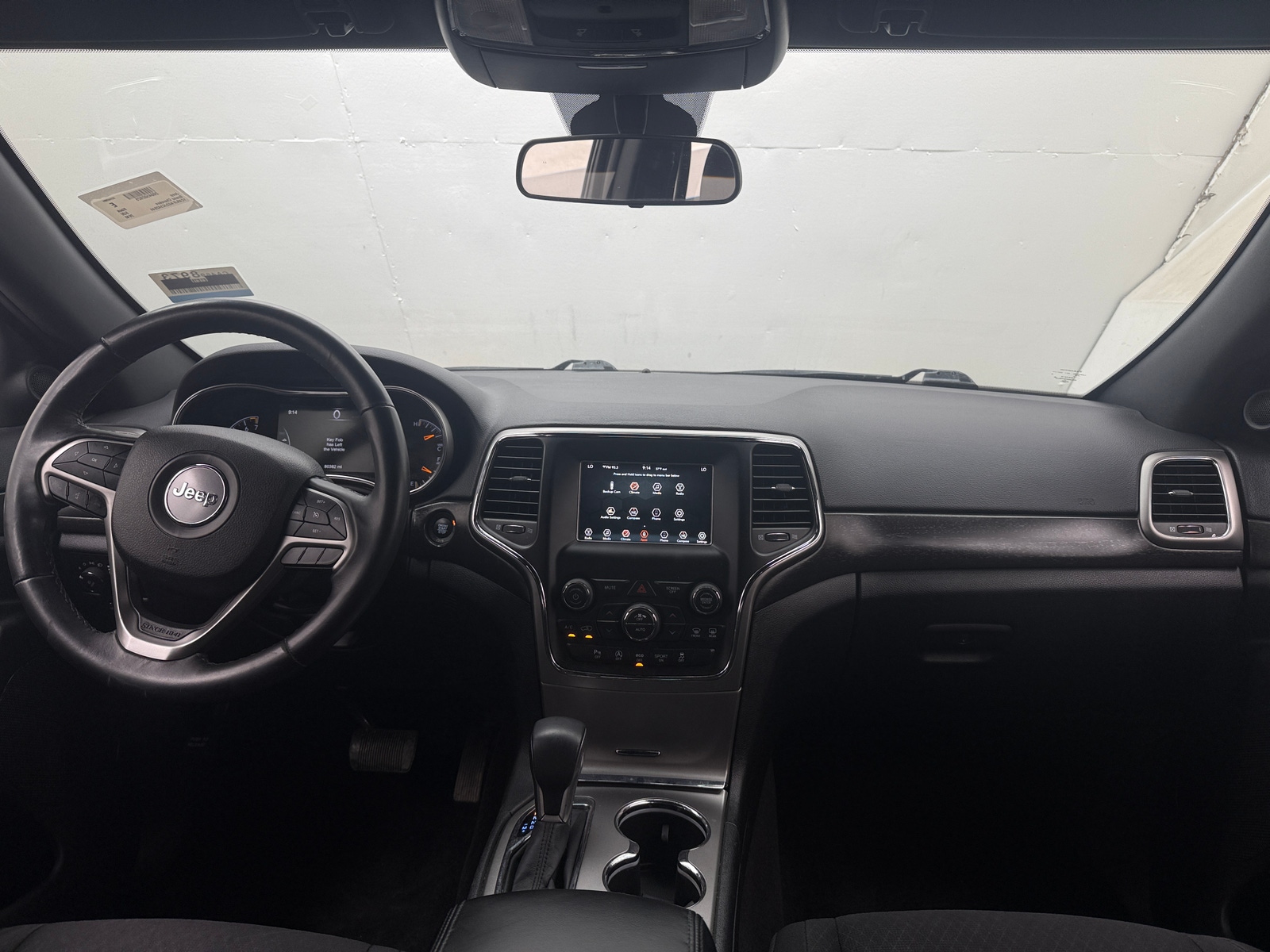 Thumbnail: 2018 Jeep Grand Cherokee - 3