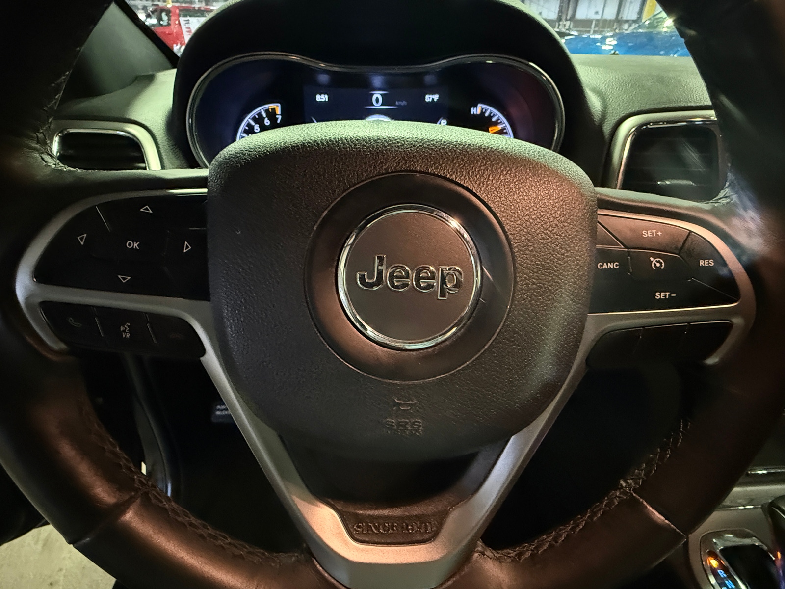 Thumbnail: 2018 Jeep Grand Cherokee - 5