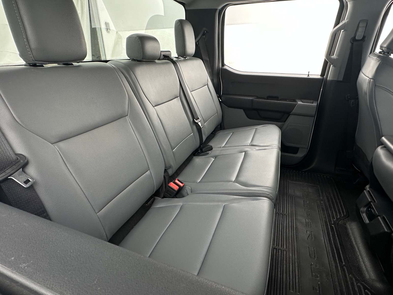 Thumbnail: 2024 Ford Econoline - 6